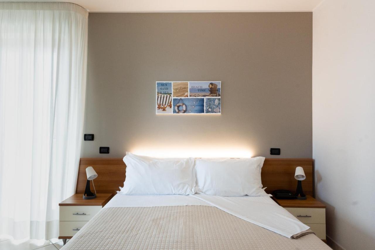 Double Room Balcony,1417036464:JPEG