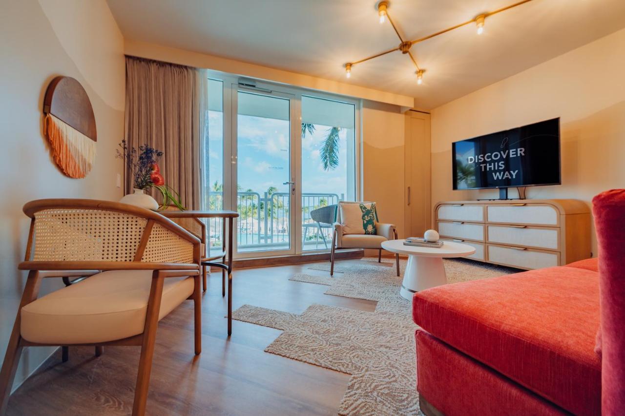 Ocean Suite King Bed Sofa,1418817207:JPEG