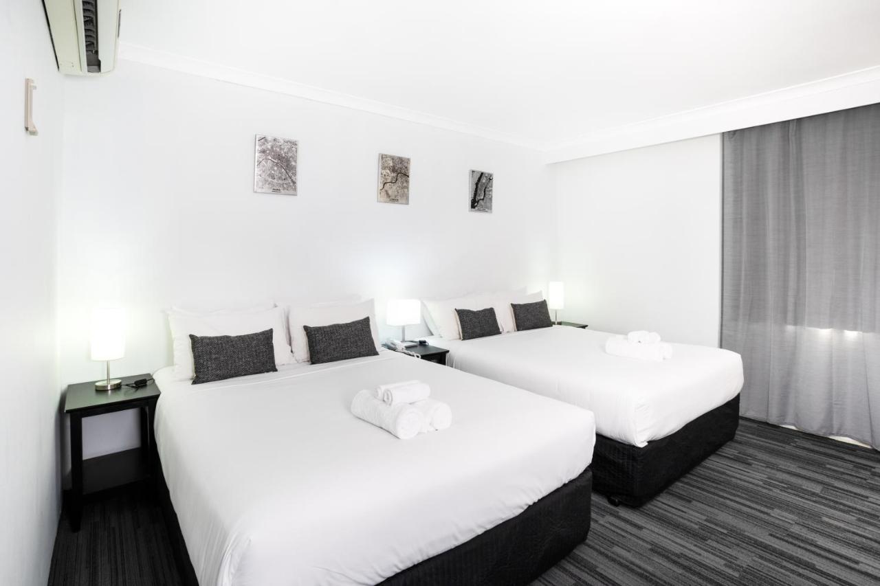 Deluxe Room,1425560839:JPEG
