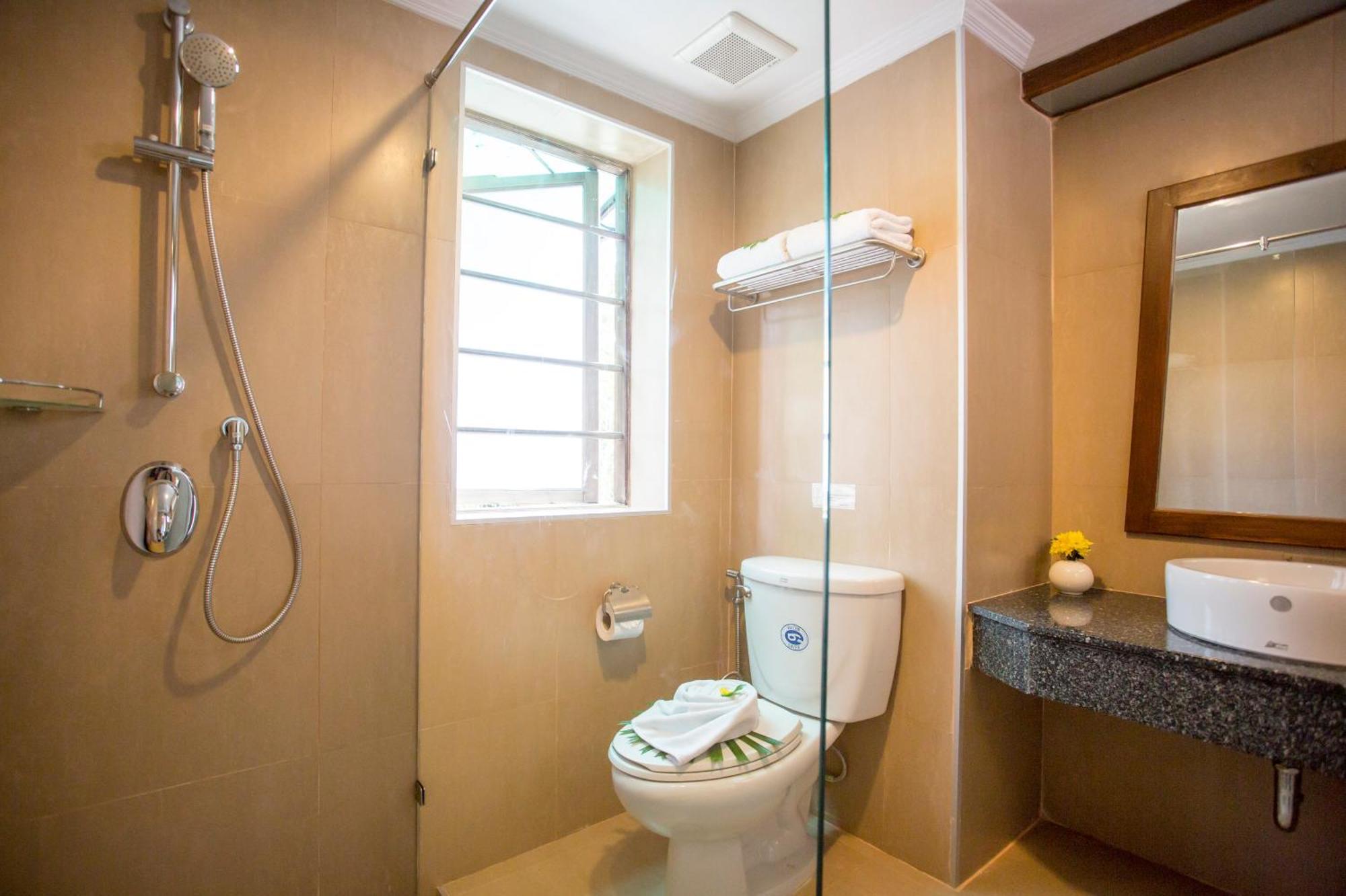Superior Double or Twin Room,1237663963:JPEG