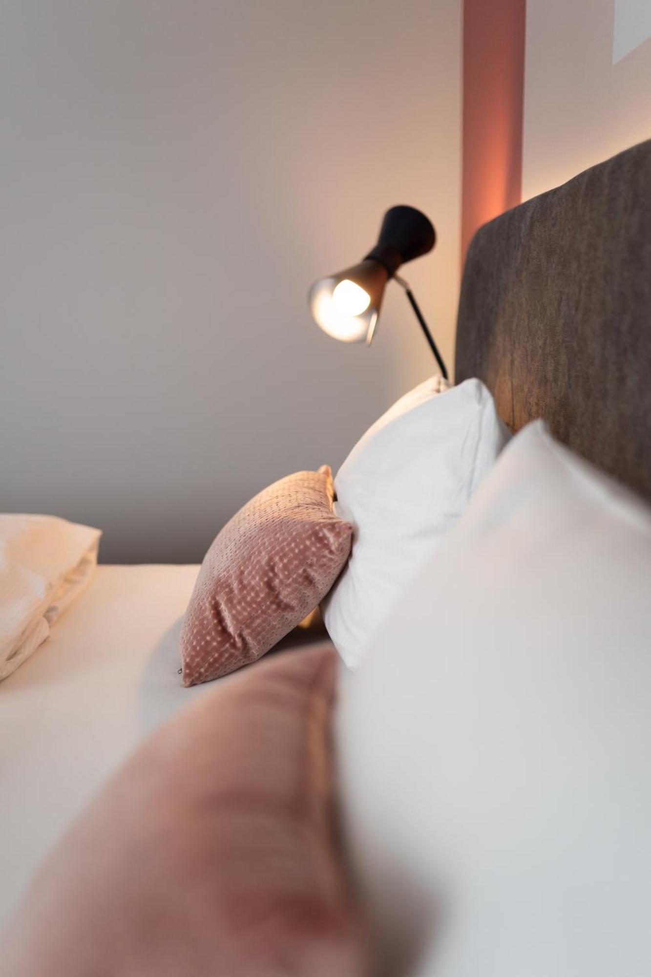 Standard Single Room,1270743763:JPEG