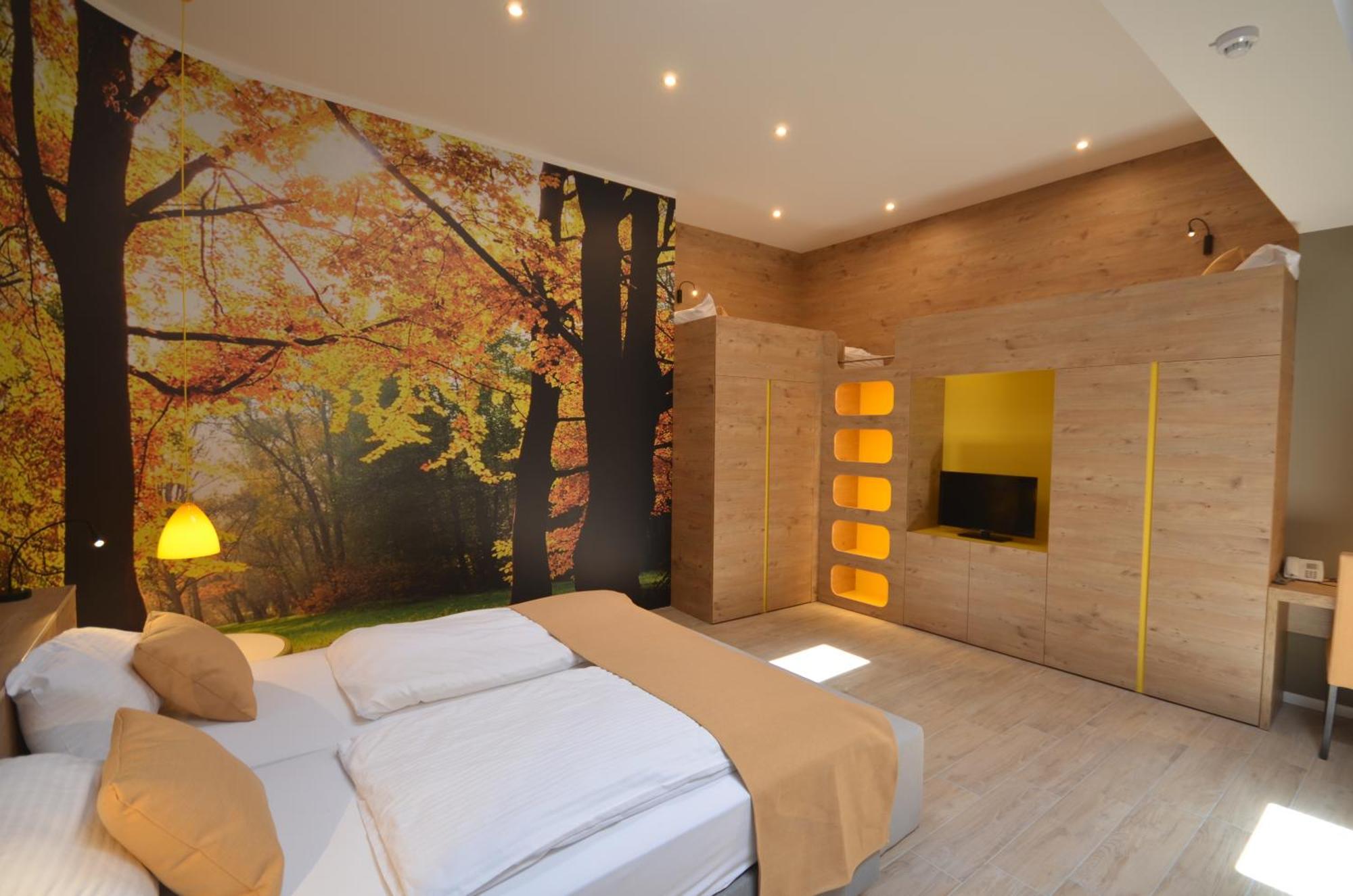 Superior Quadruple Room,217250234:JPEG