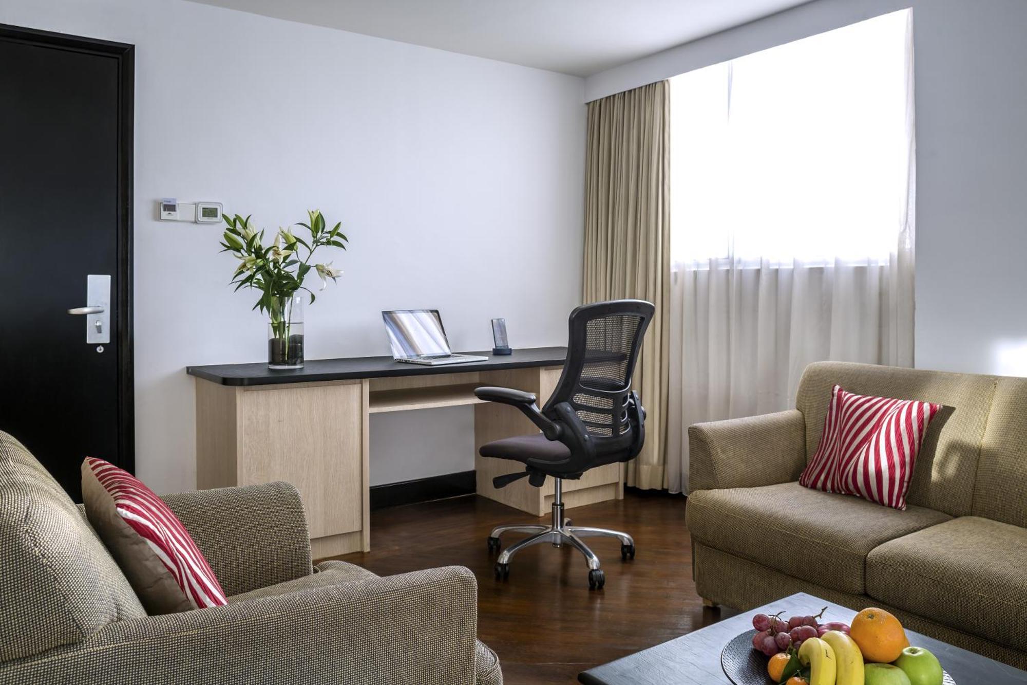 Executive Suite with Lounge Access,1440591661:JPEG