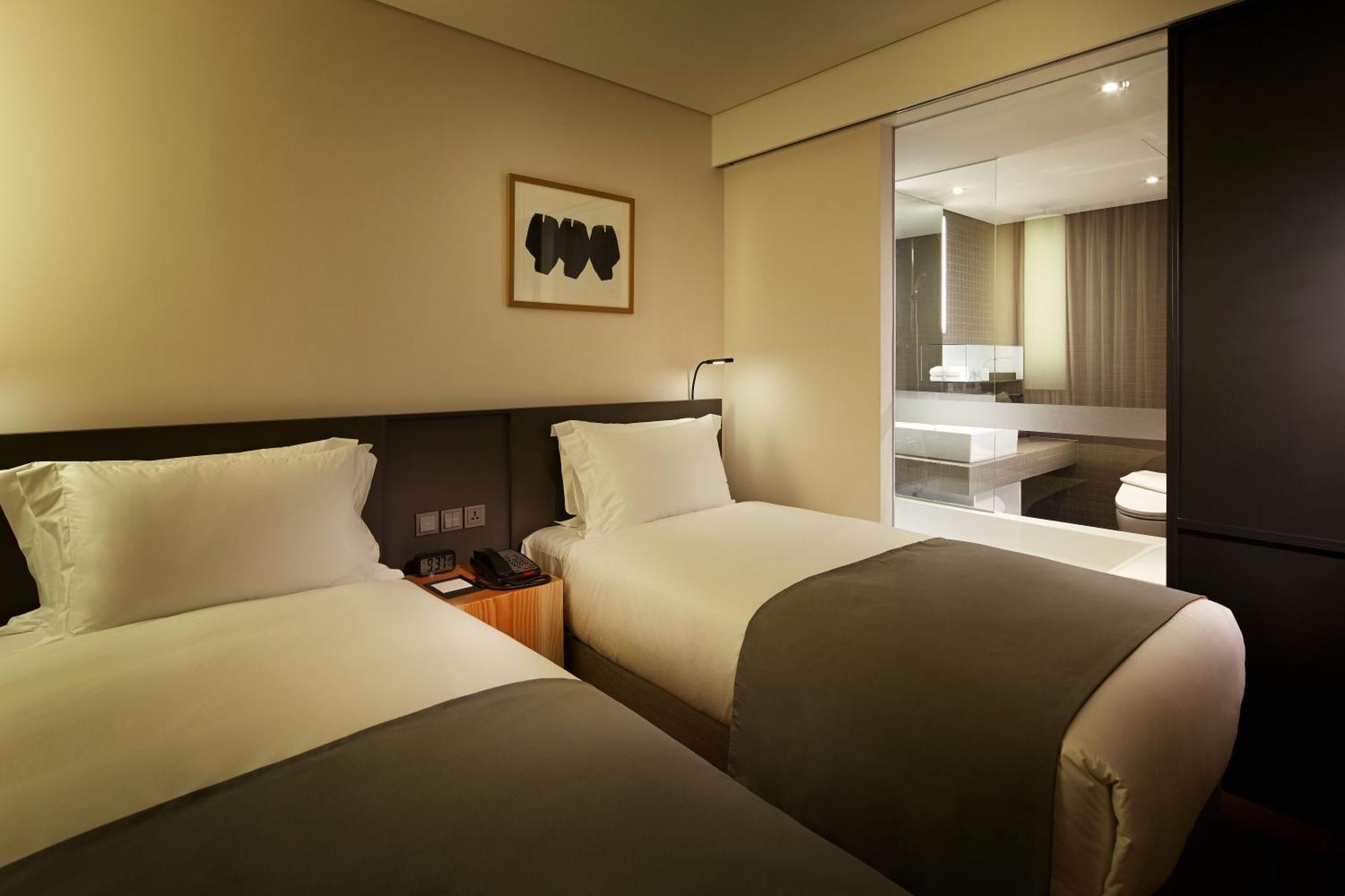 Standard Twin Room,1457493802:JPEG