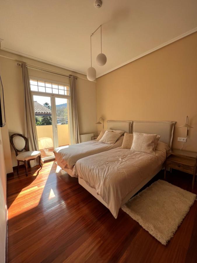 Twin Room,1469228423:JPEG