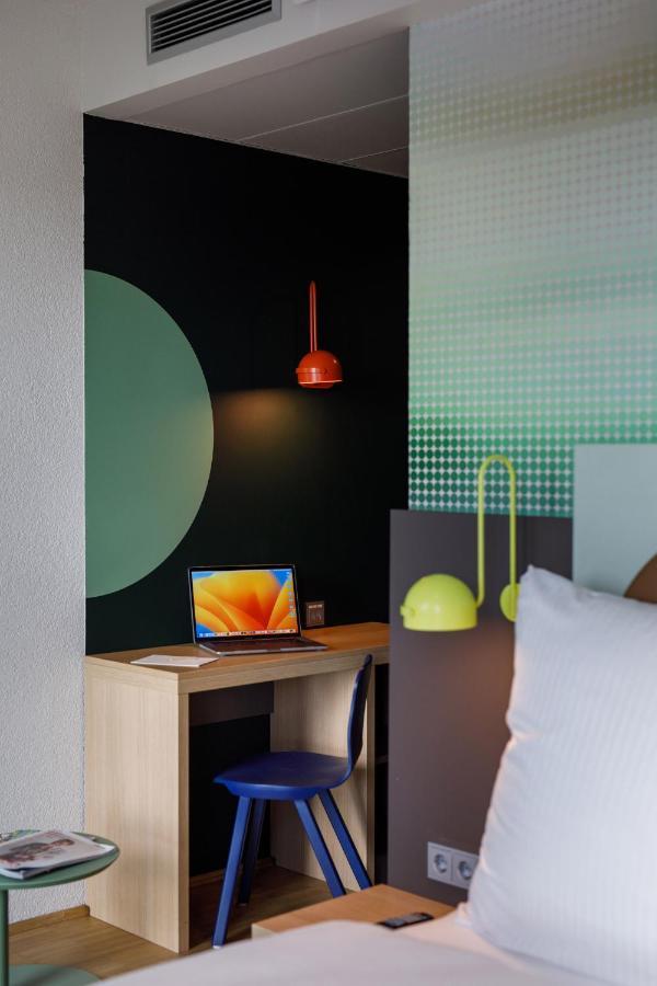 Standard Double Room,1469983598:JPEG