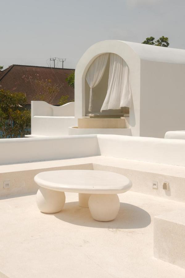 Poolside Suite Room 2,1490297254:JPEG