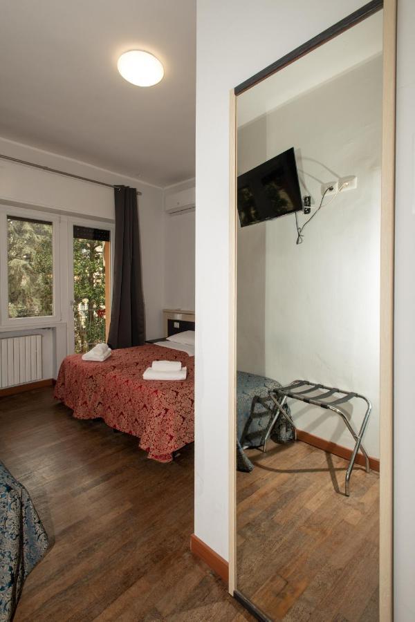 Double Room,1498577725:JPEG