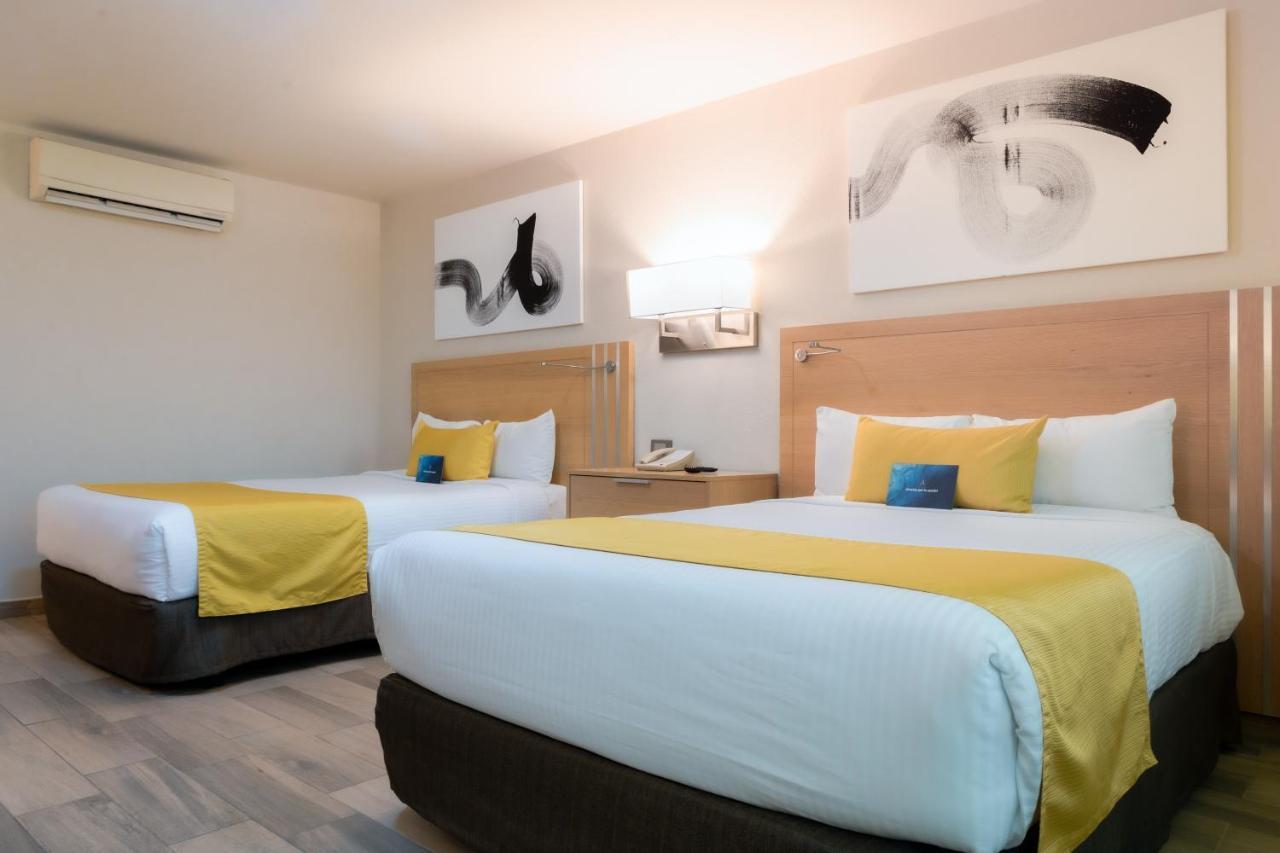 Double Room with Two Double Beds,1499426632:JPEG