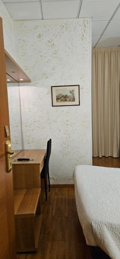 Double Room,1498548211:JPEG