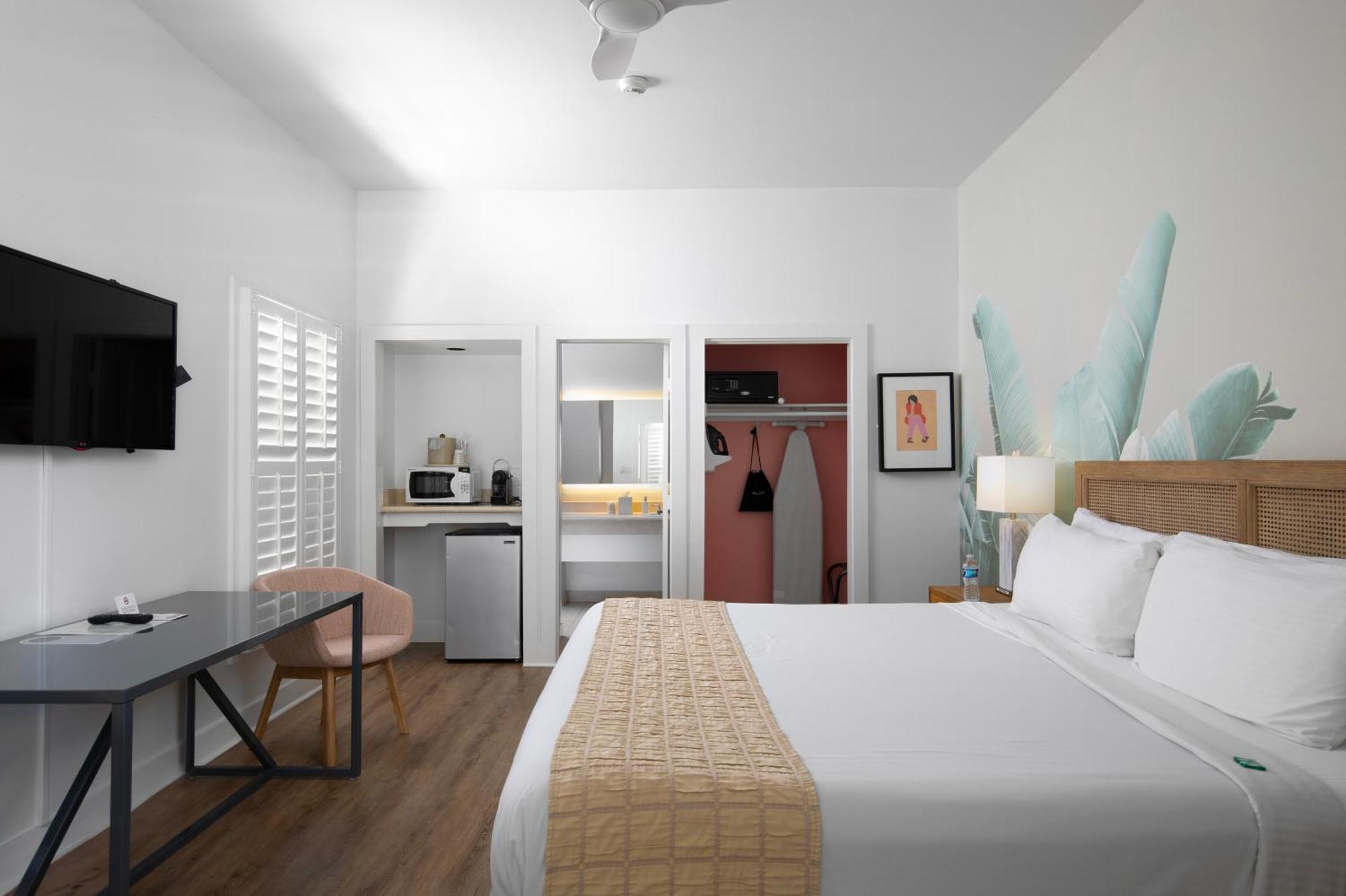 Junior King Suite