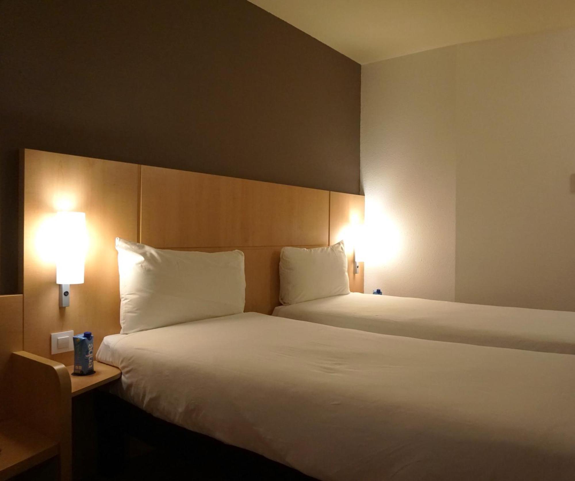 Standard Twin Room,1500059884:JPEG