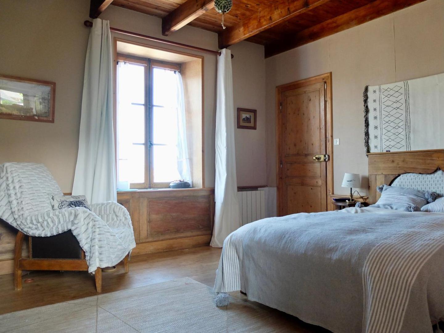 Holiday Home,1523511598:JPEG