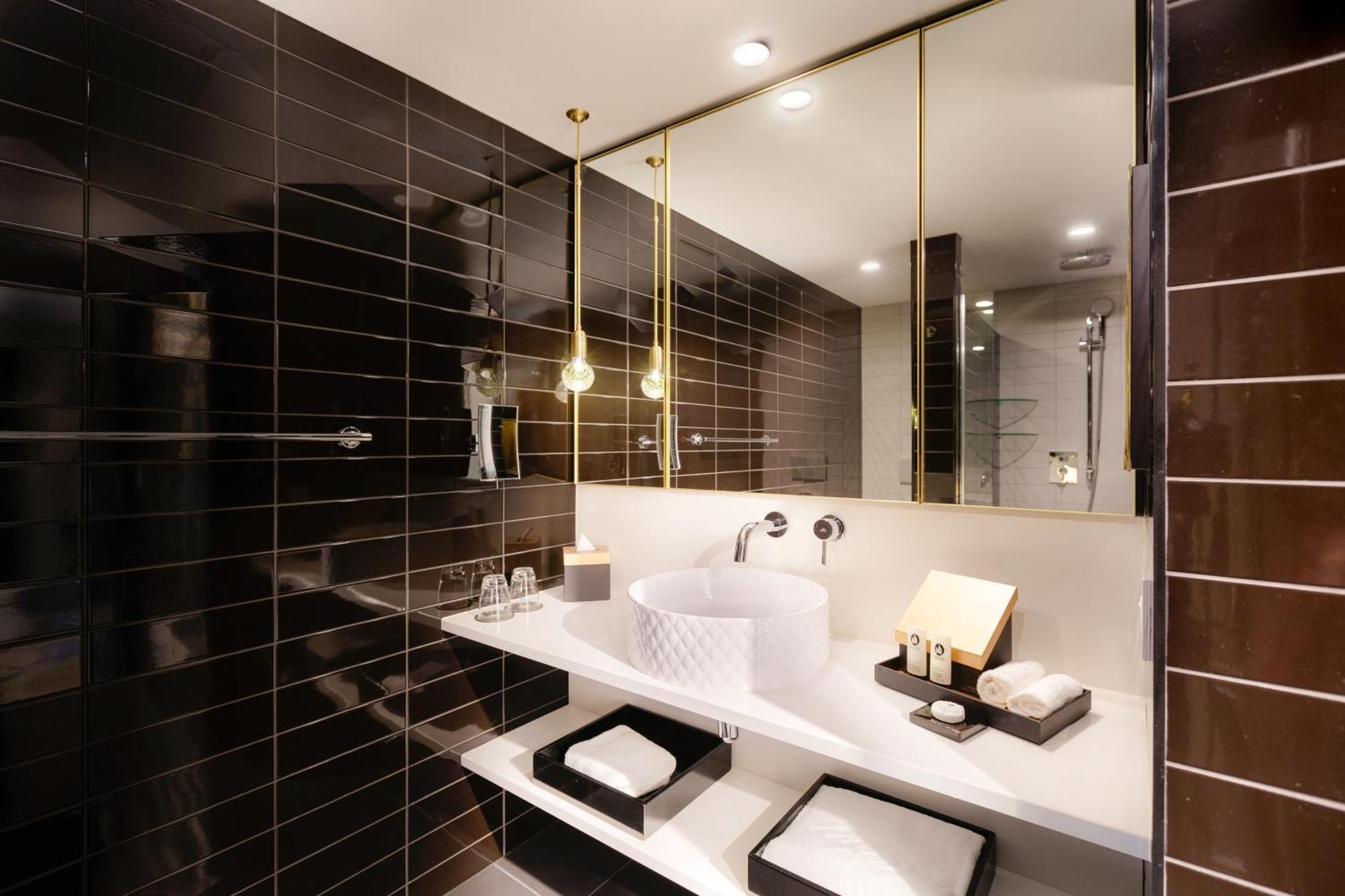Accessible Classic Queen Room