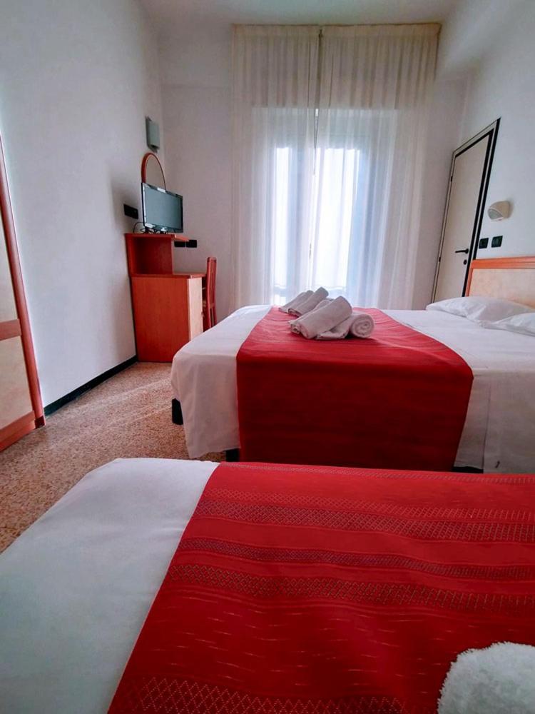 Triple Room,1517741242:JPEG