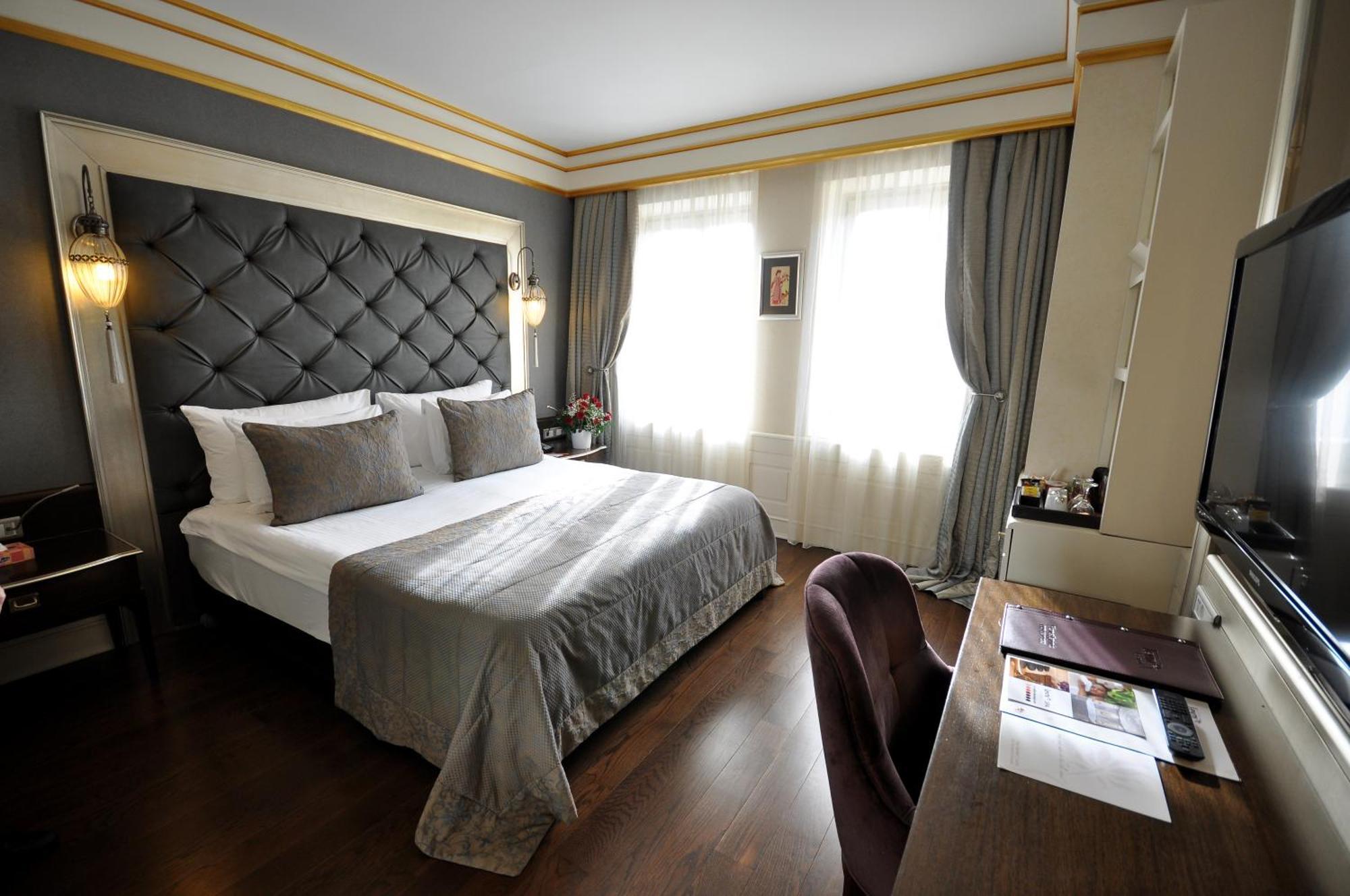 Deluxe Double or Twin Room,1525307236:JPEG