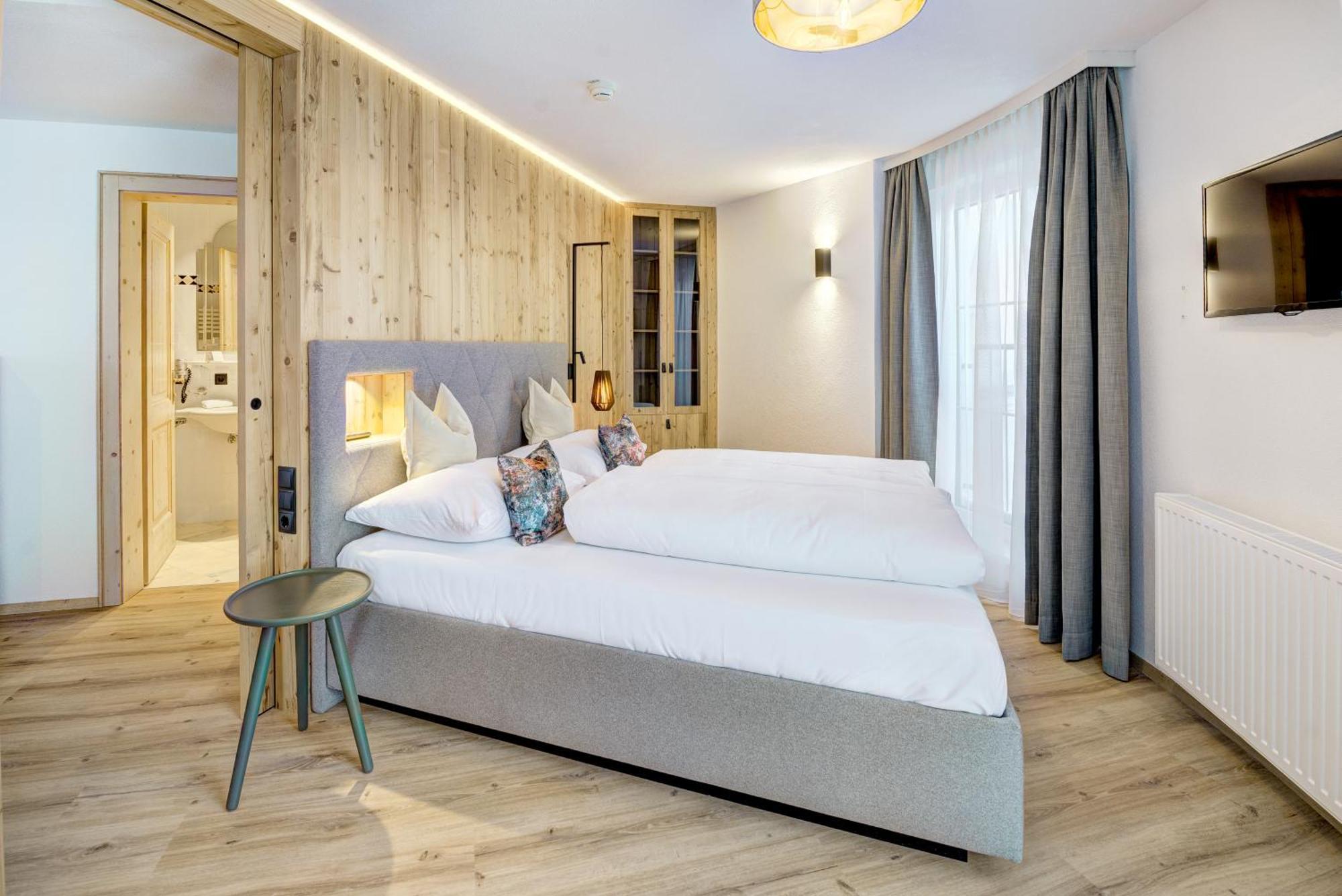 Deluxe Junior Suite
