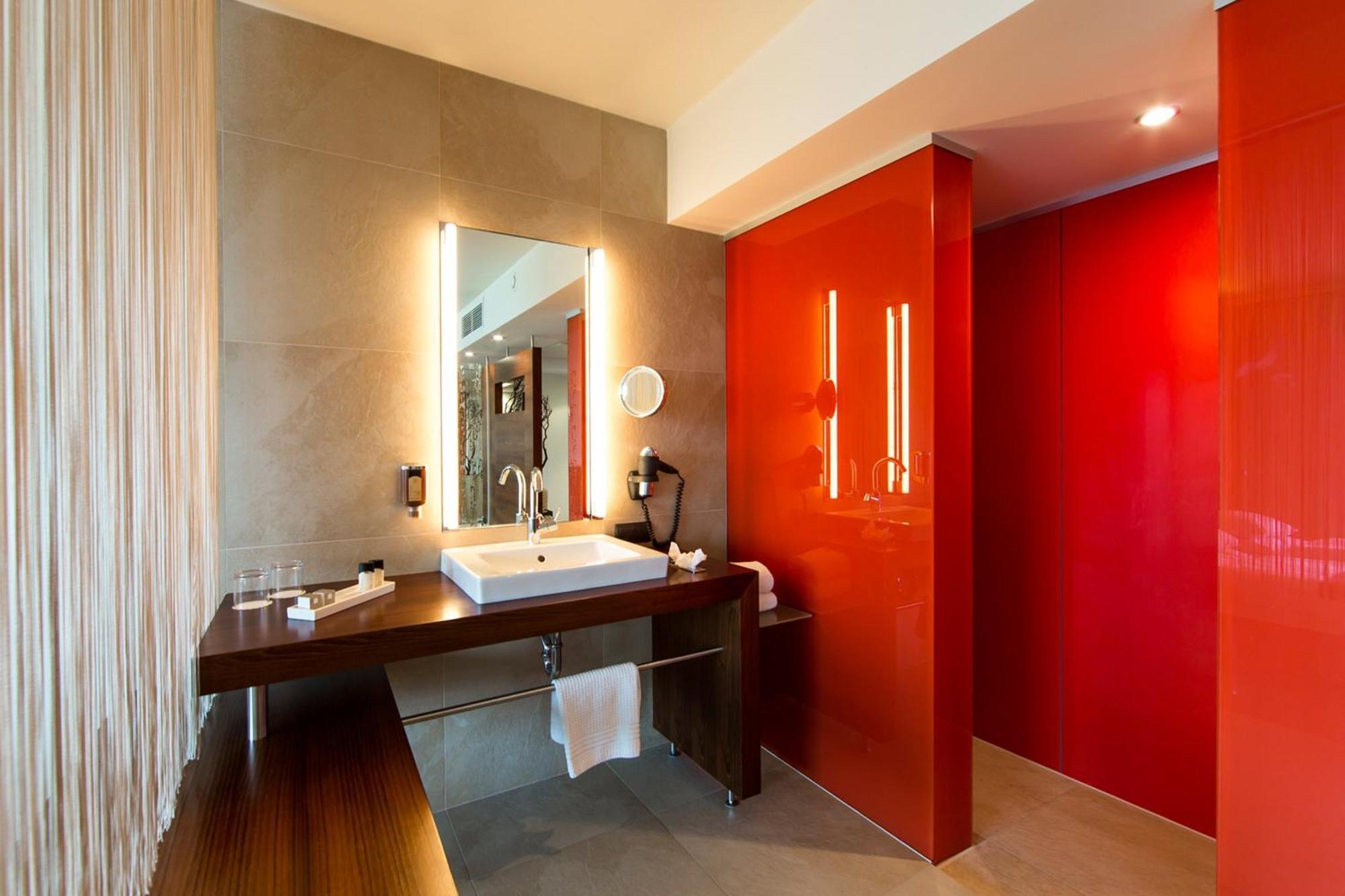 Deluxe Suite,1539176083:JPEG