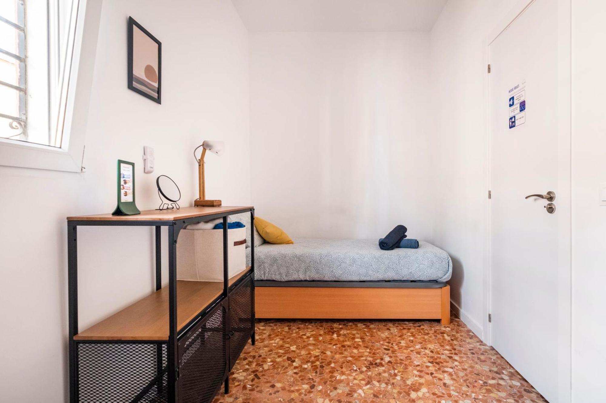 Standard Single Room,1766523932:JPEG