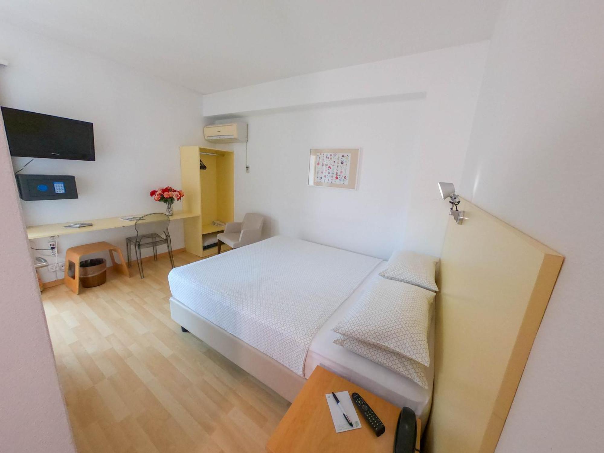Double Room Balcony,1542538129:JPEG
