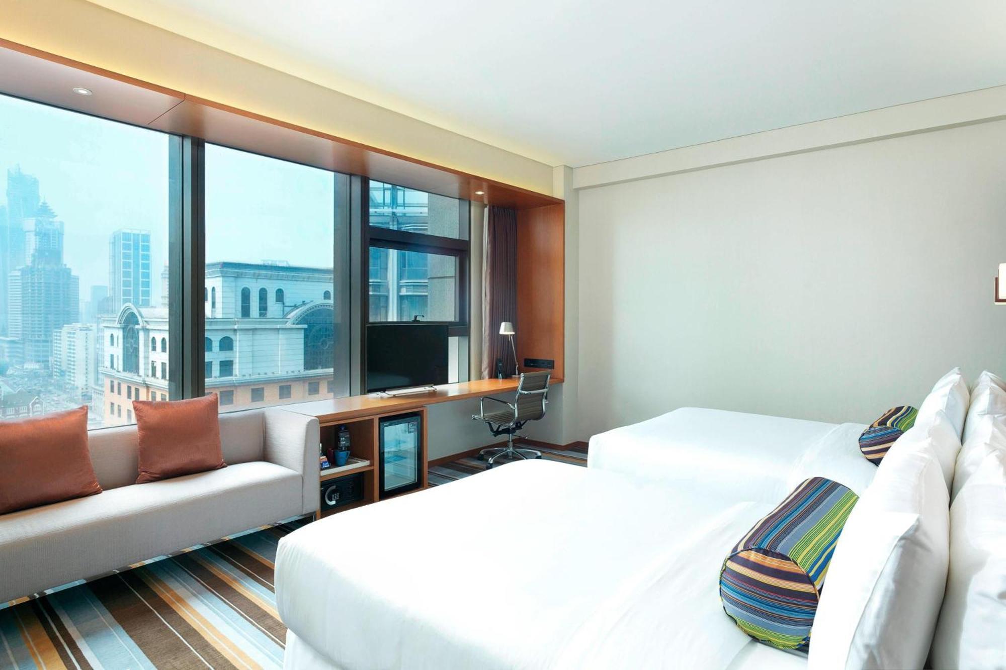 Breezy Twin Room,1543996579:JPEG