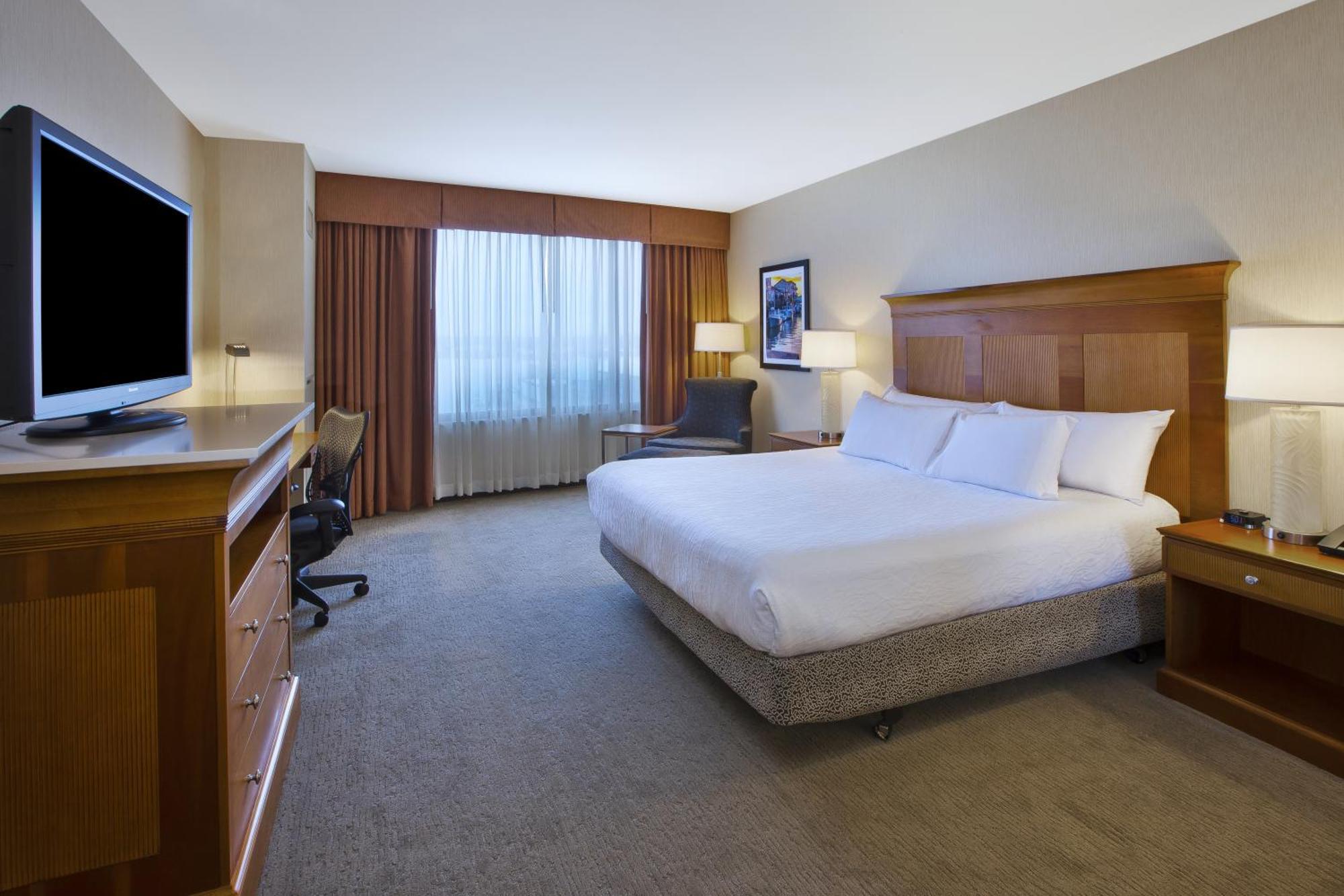 King Room Water View,1674706380:JPEG