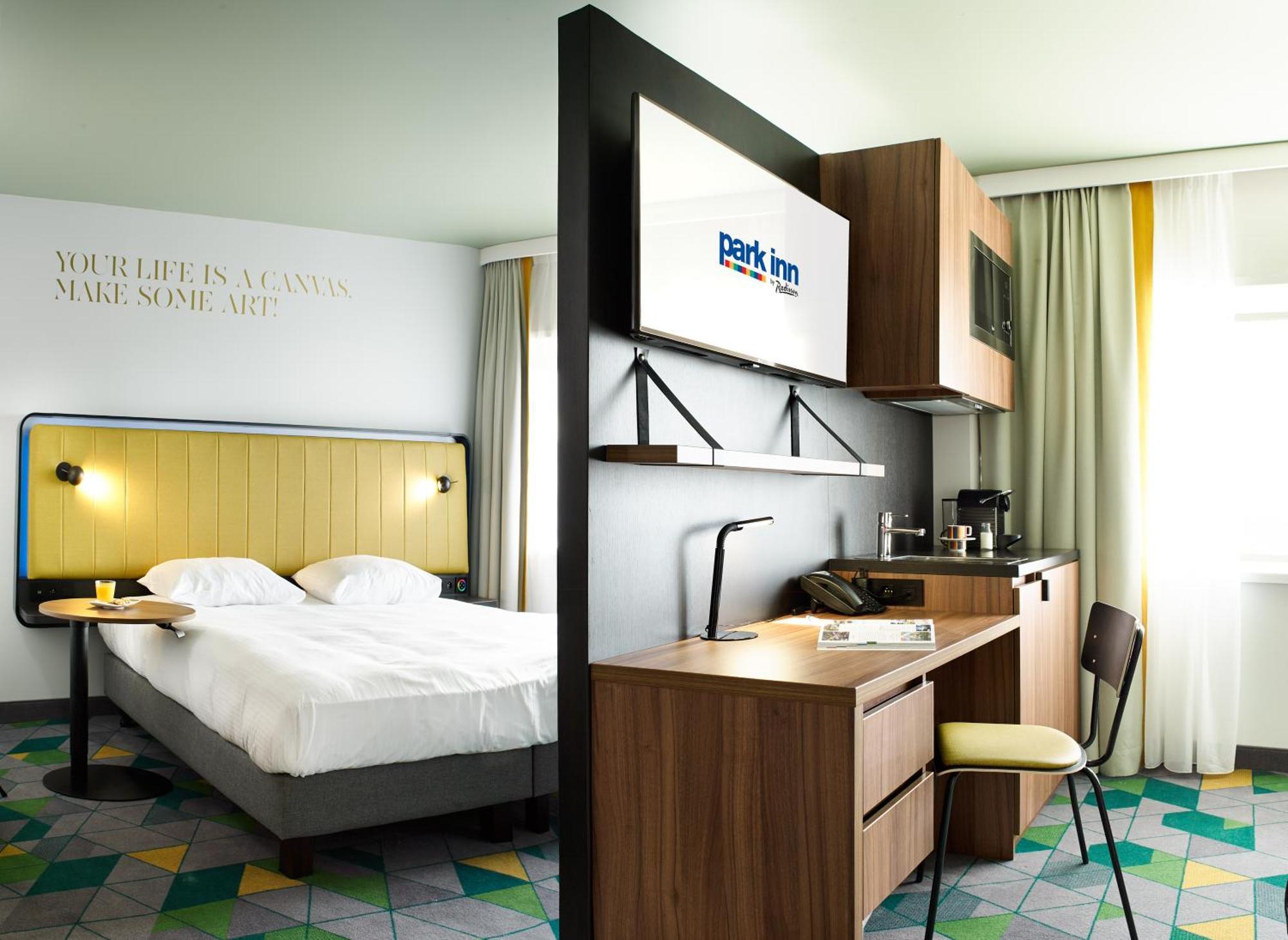 Studio Apartment