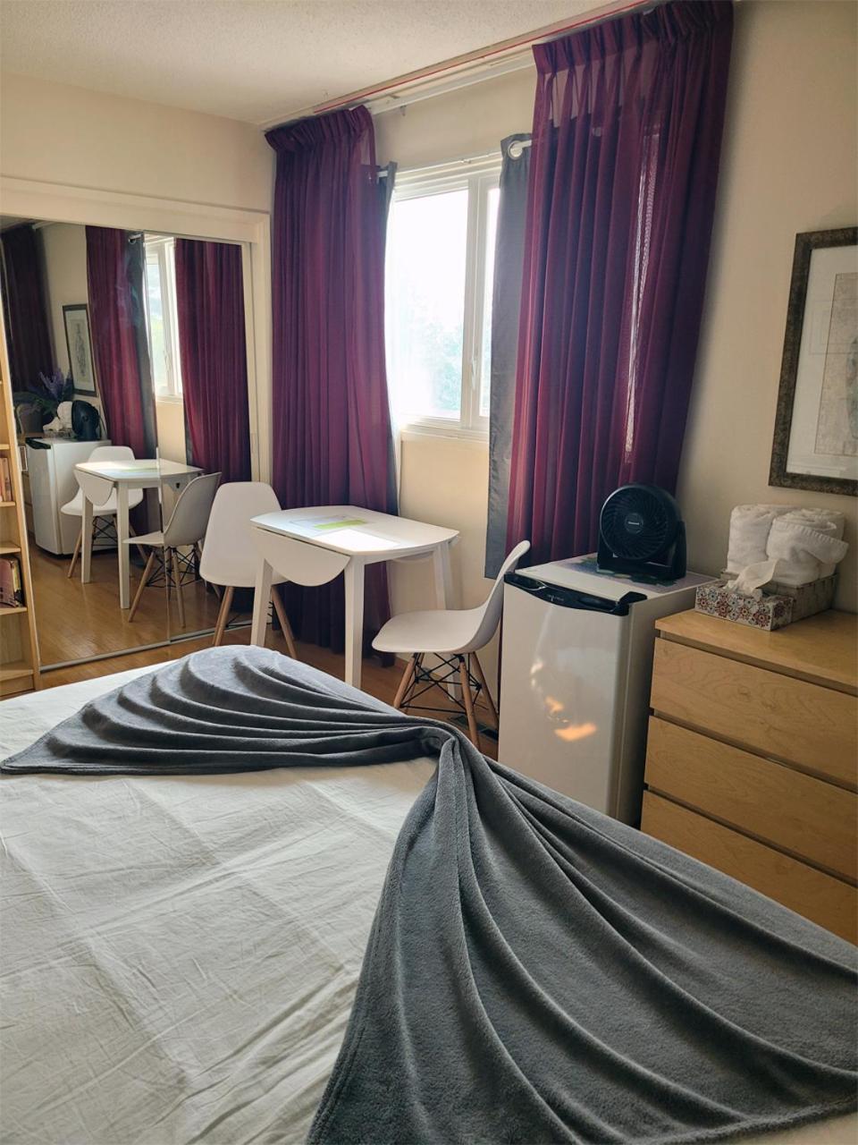 Double Room Private Bathroom