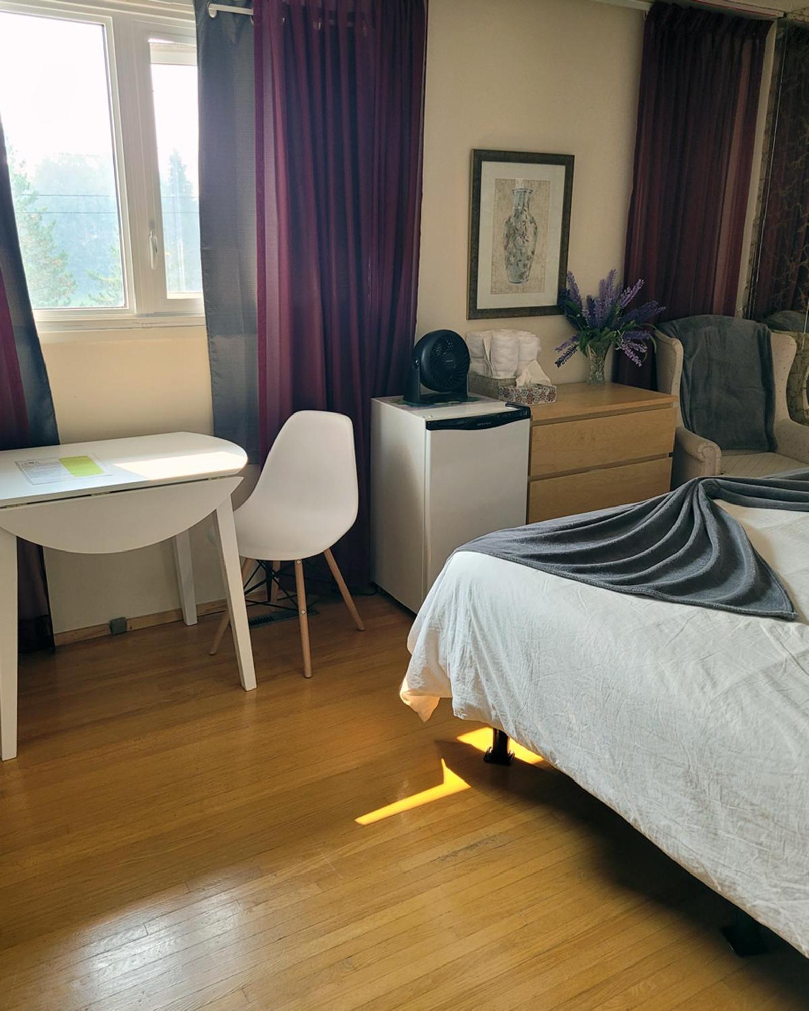 Double Room Private Bathroom