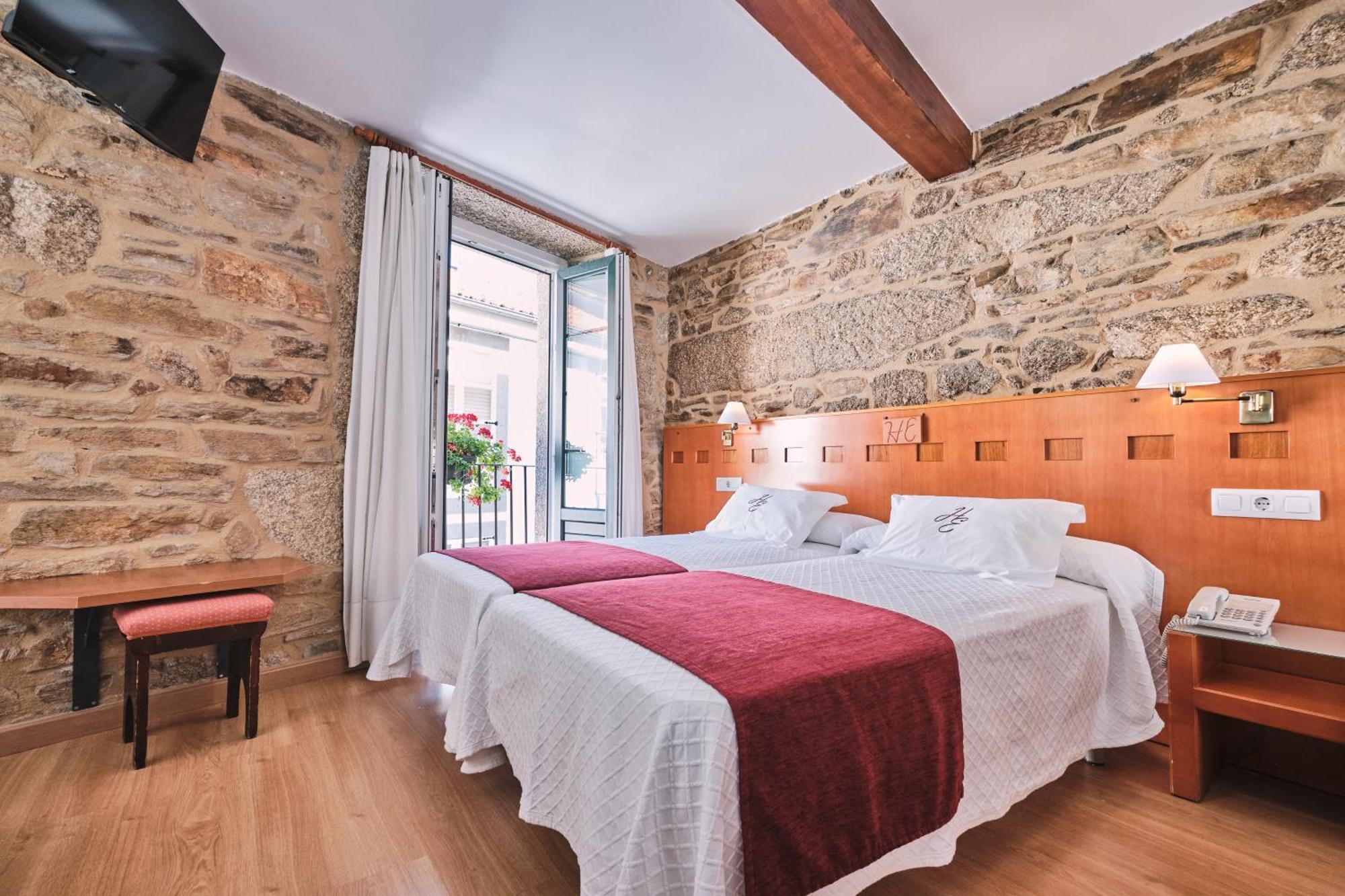 Triple Room,1549499131:JPEG