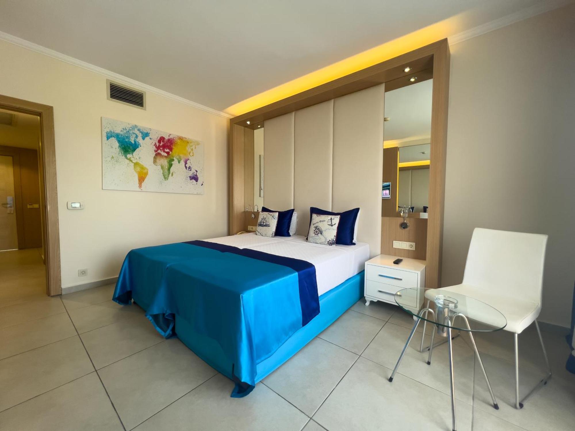 Family Room,1549936480:JPEG