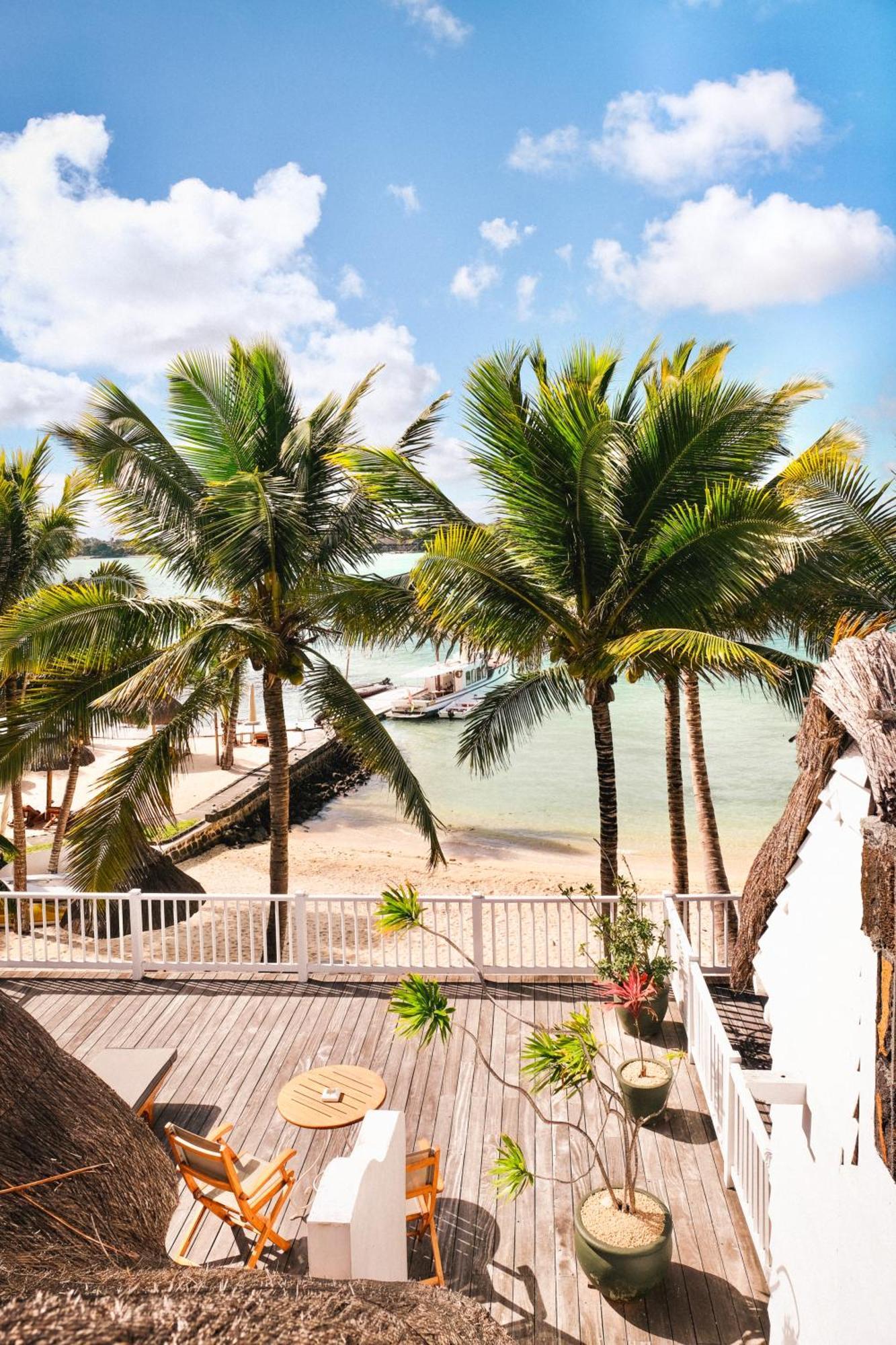 Superior Beachfront Room,1706847703:JPEG