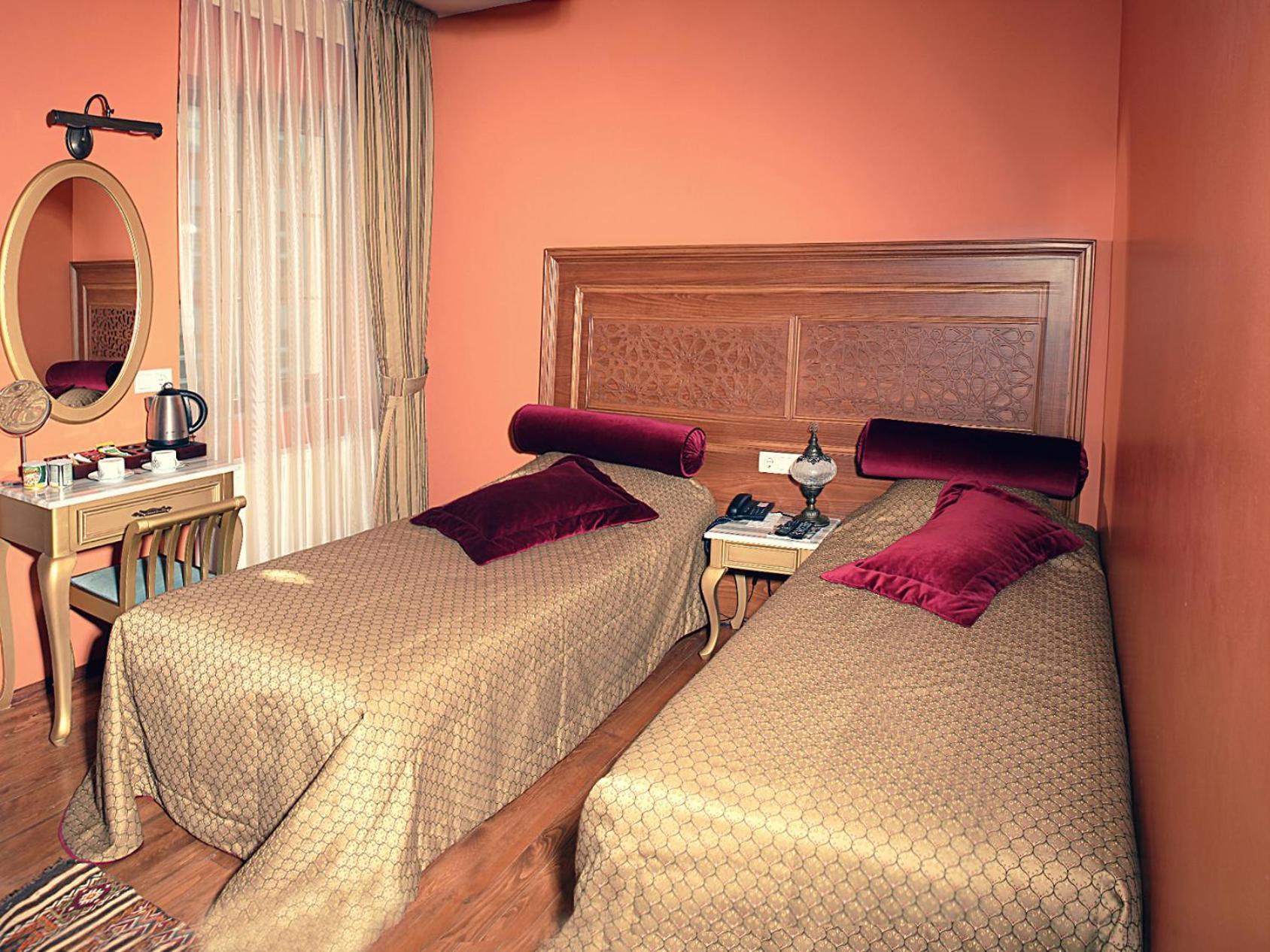 Standard Double or Twin Room,683445528:JPEG