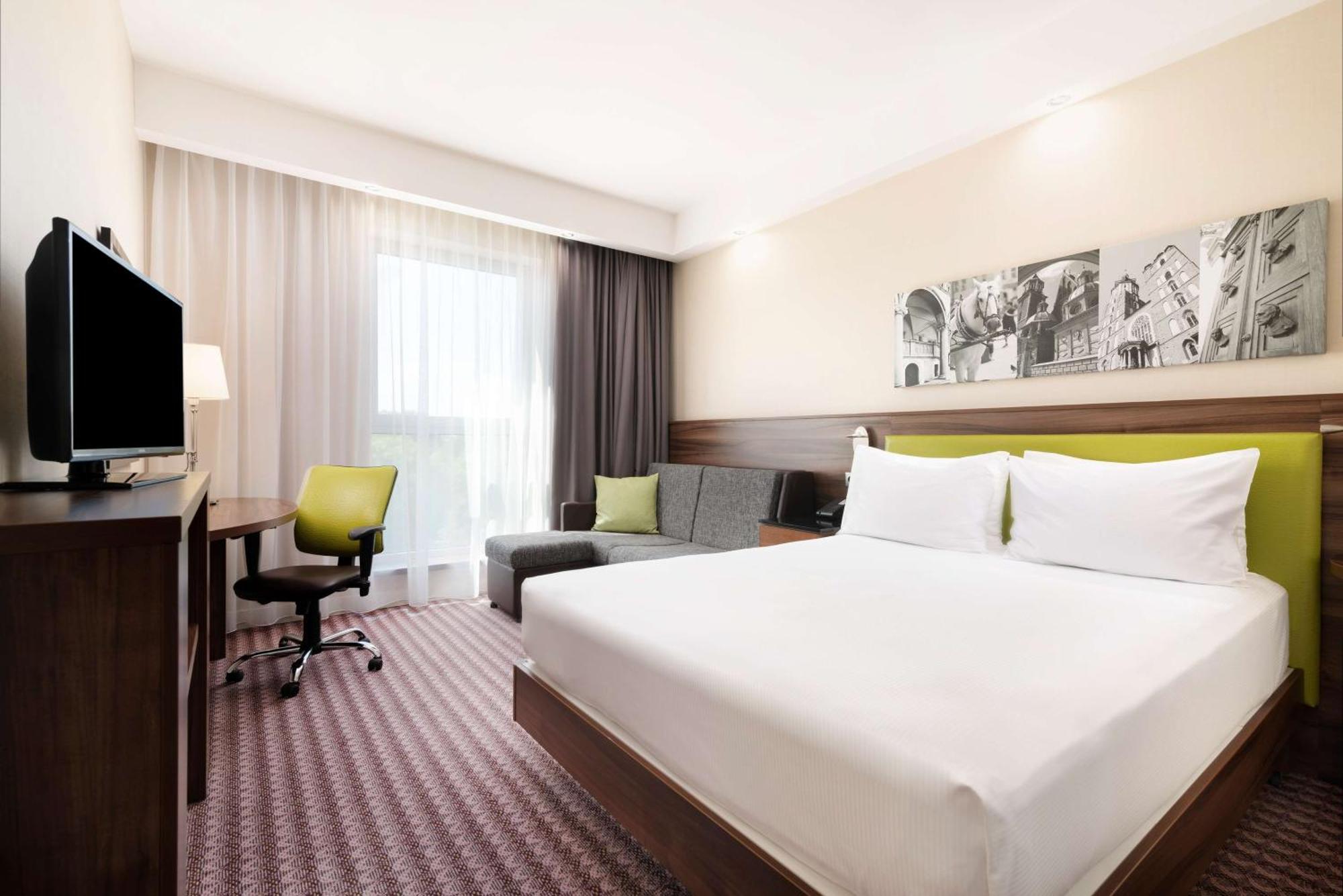 Queen Room with Sofa Bed,1557424330:JPEG