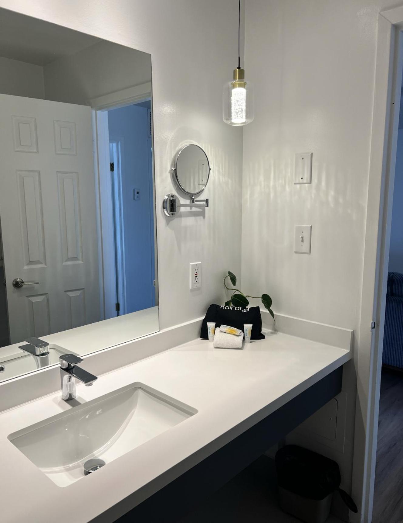Two-Bedroom Suite,1580204569:JPEG