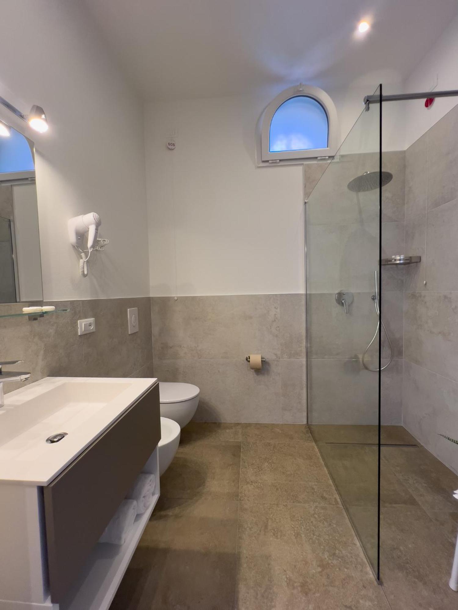 Triple Room Pool View,1581169523:JPEG