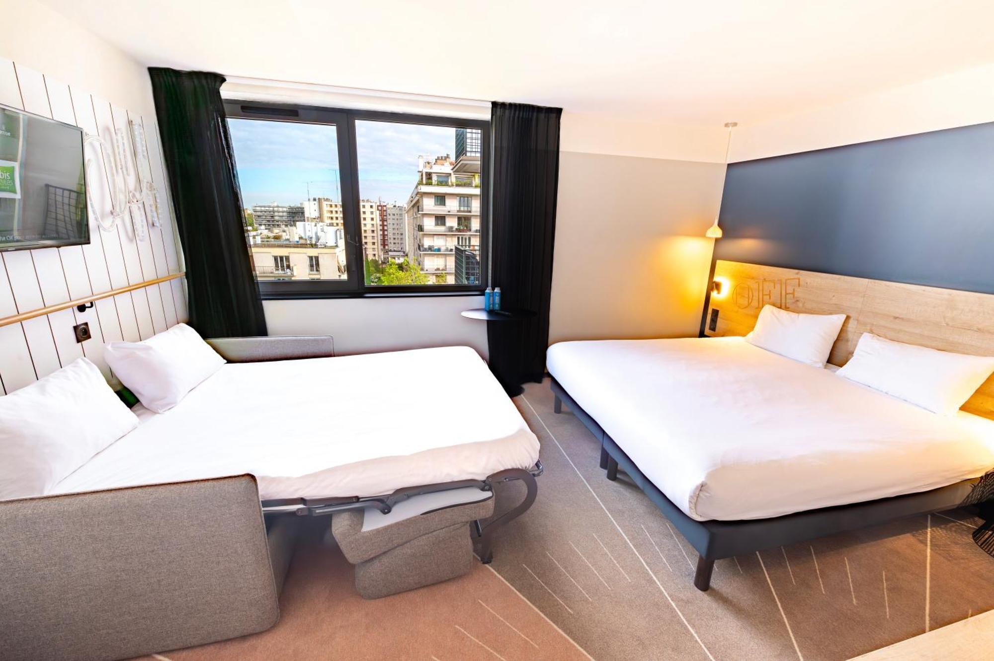 Standard Family Suite with One Double Bed and Sofa,1586162386:JPEG