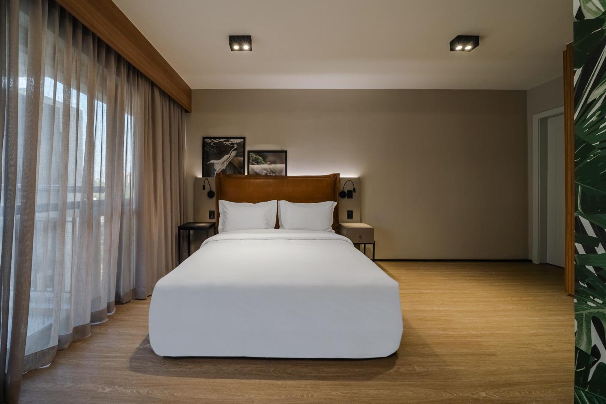 Deluxe Double Room with Balcony,1710595723:JPEG