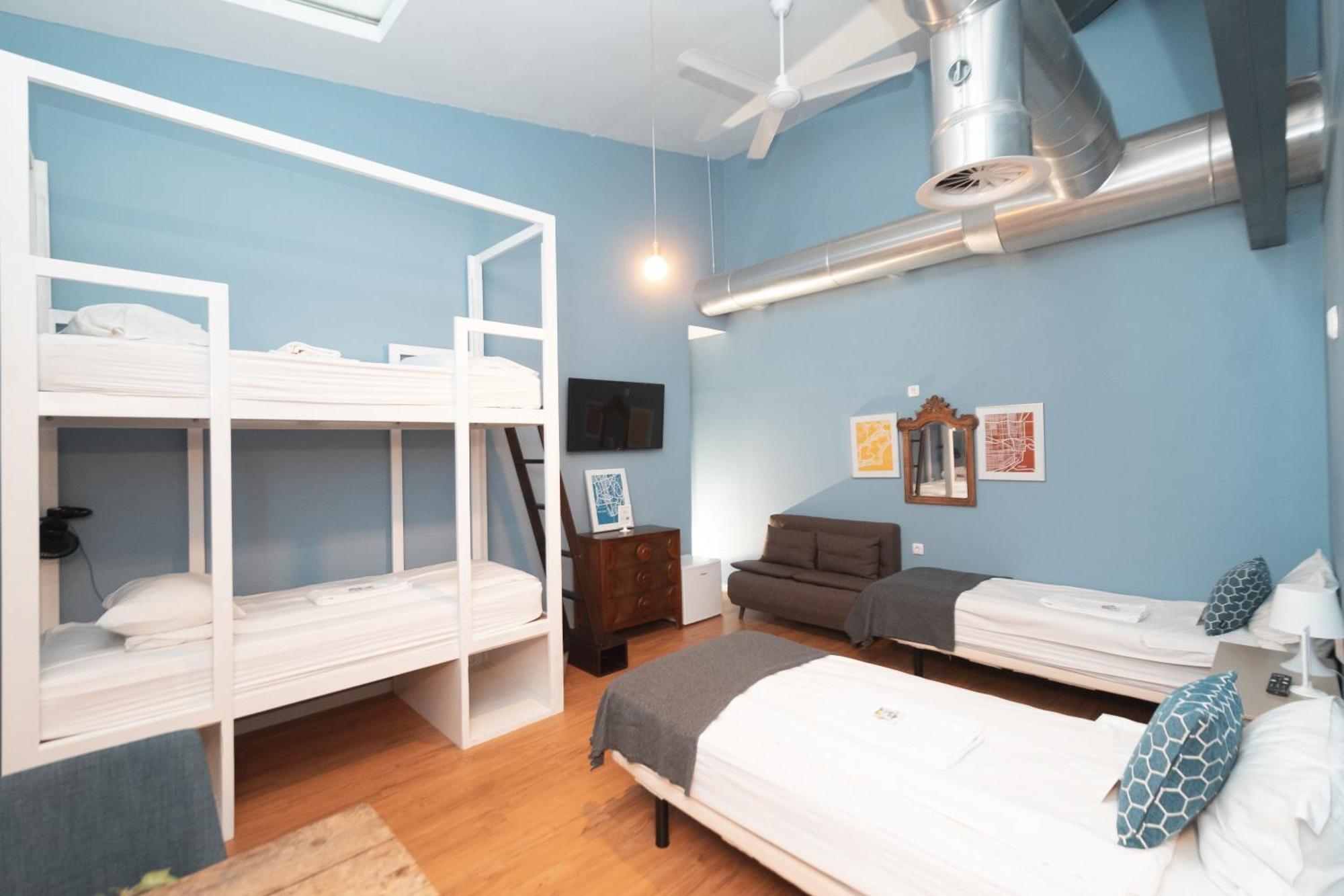 Vierbettzimmer mit eigenem Bad