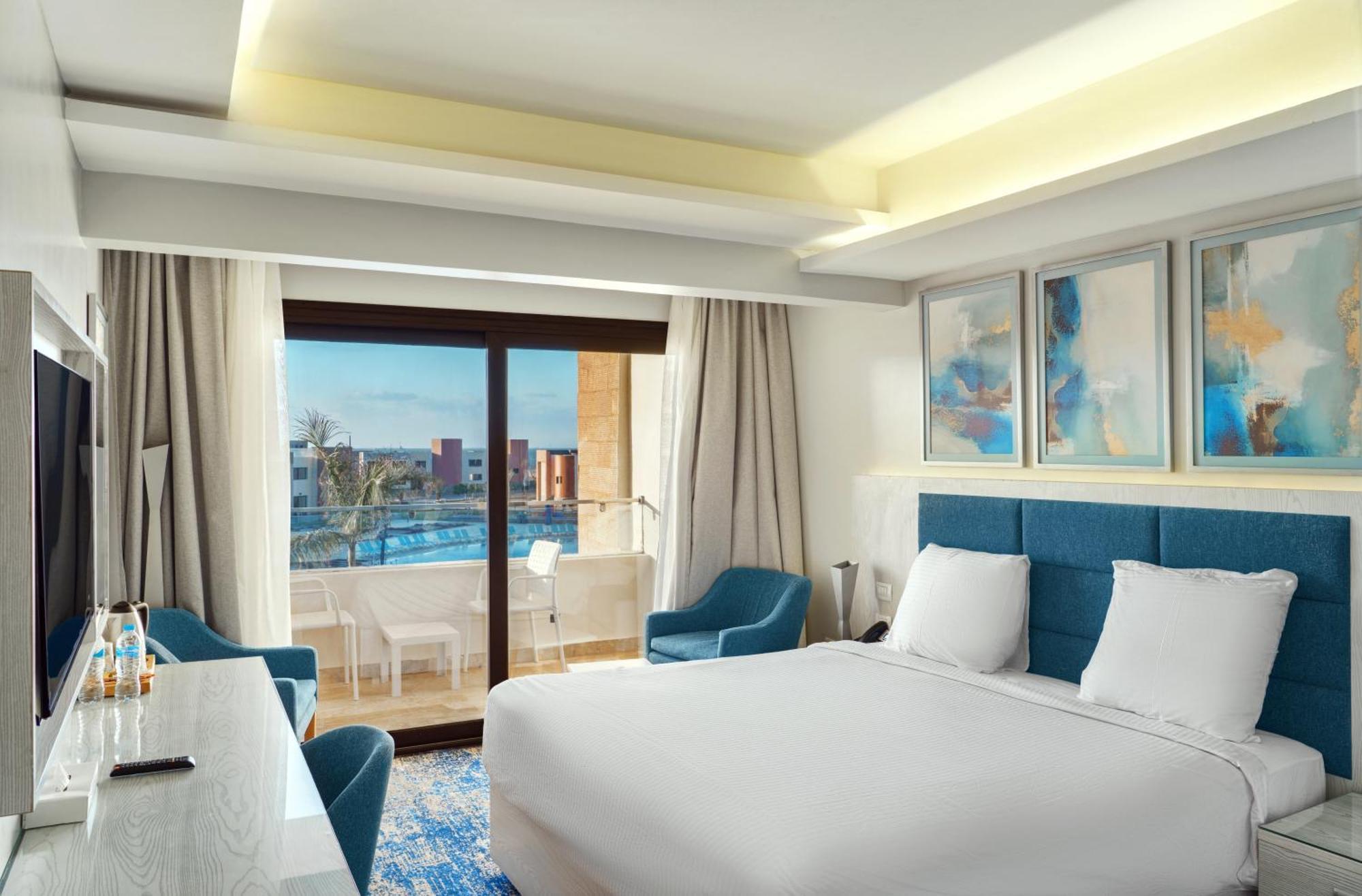 Superior Double or Twin Room with Pool View
