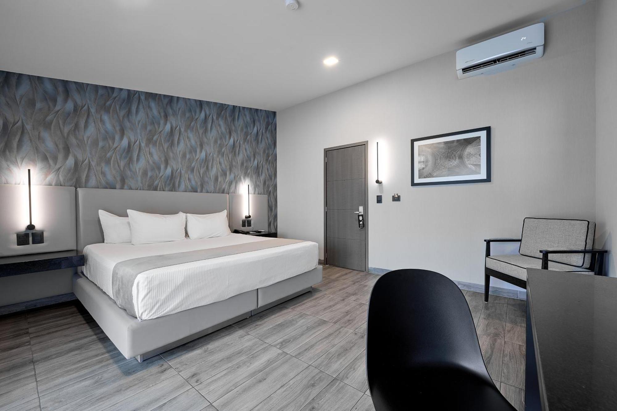 Junior Suite,1718886134:JPEG