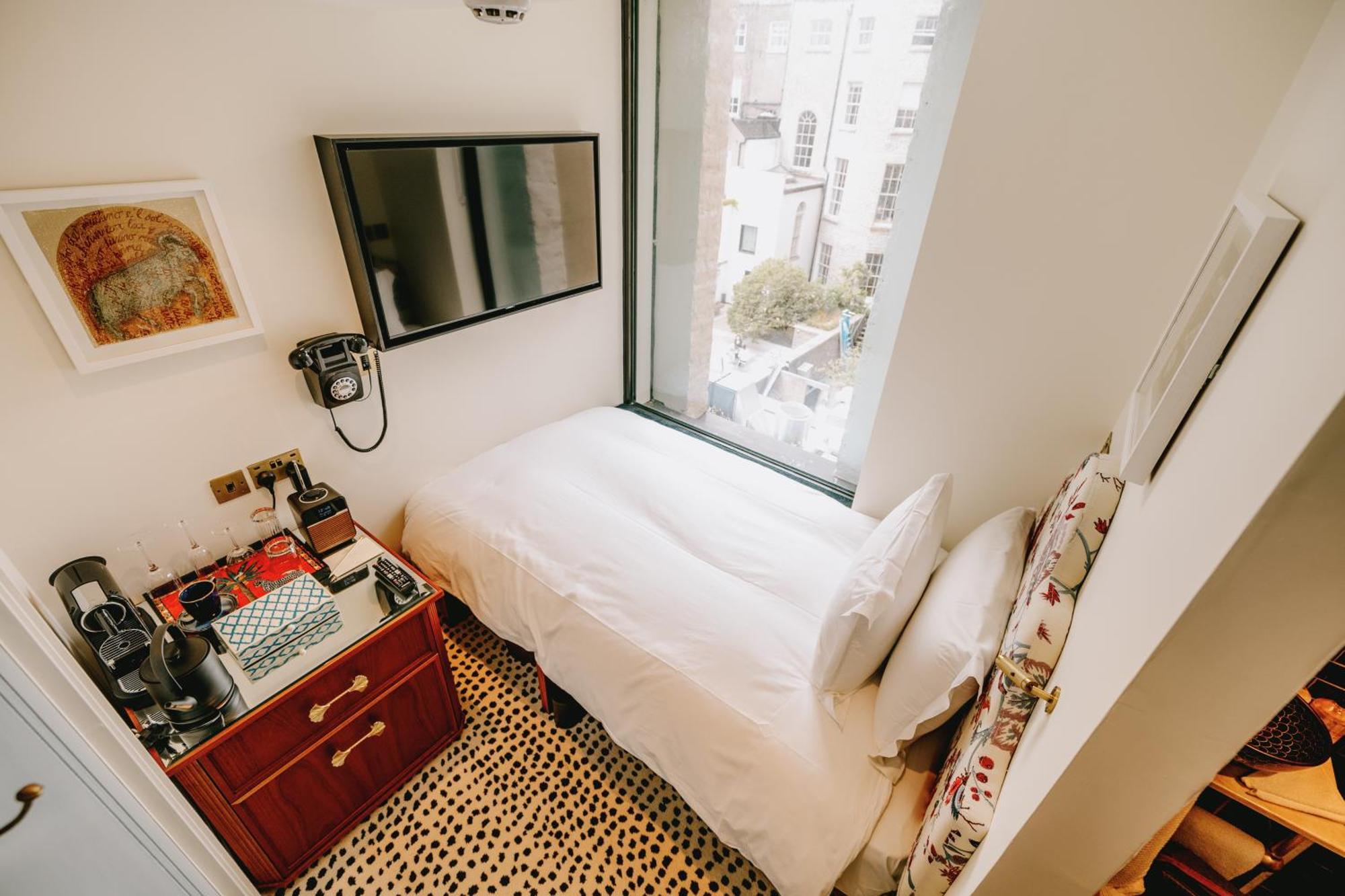 Habitación Individual Pequeña