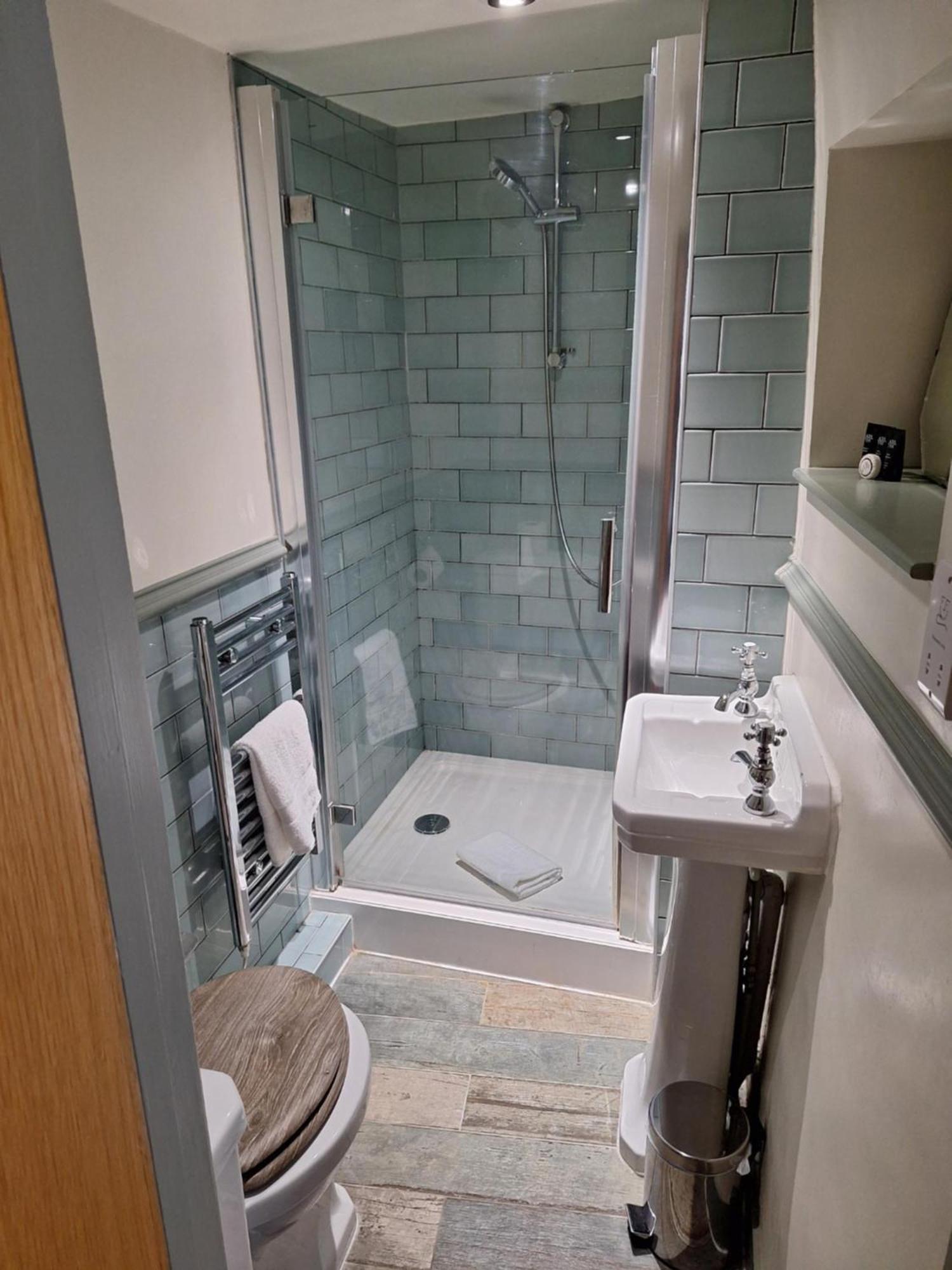 Standard Double Room,1600597356:JPEG