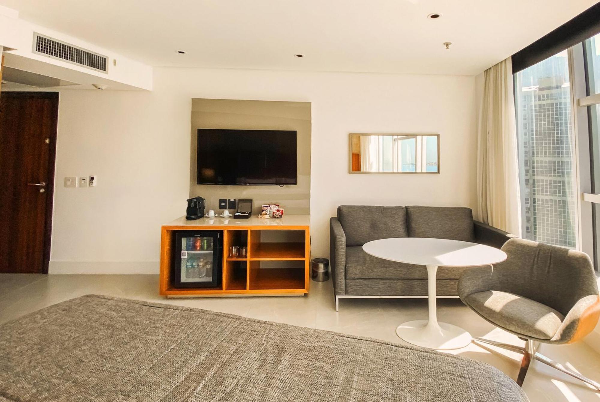Deluxe Room Mountain View