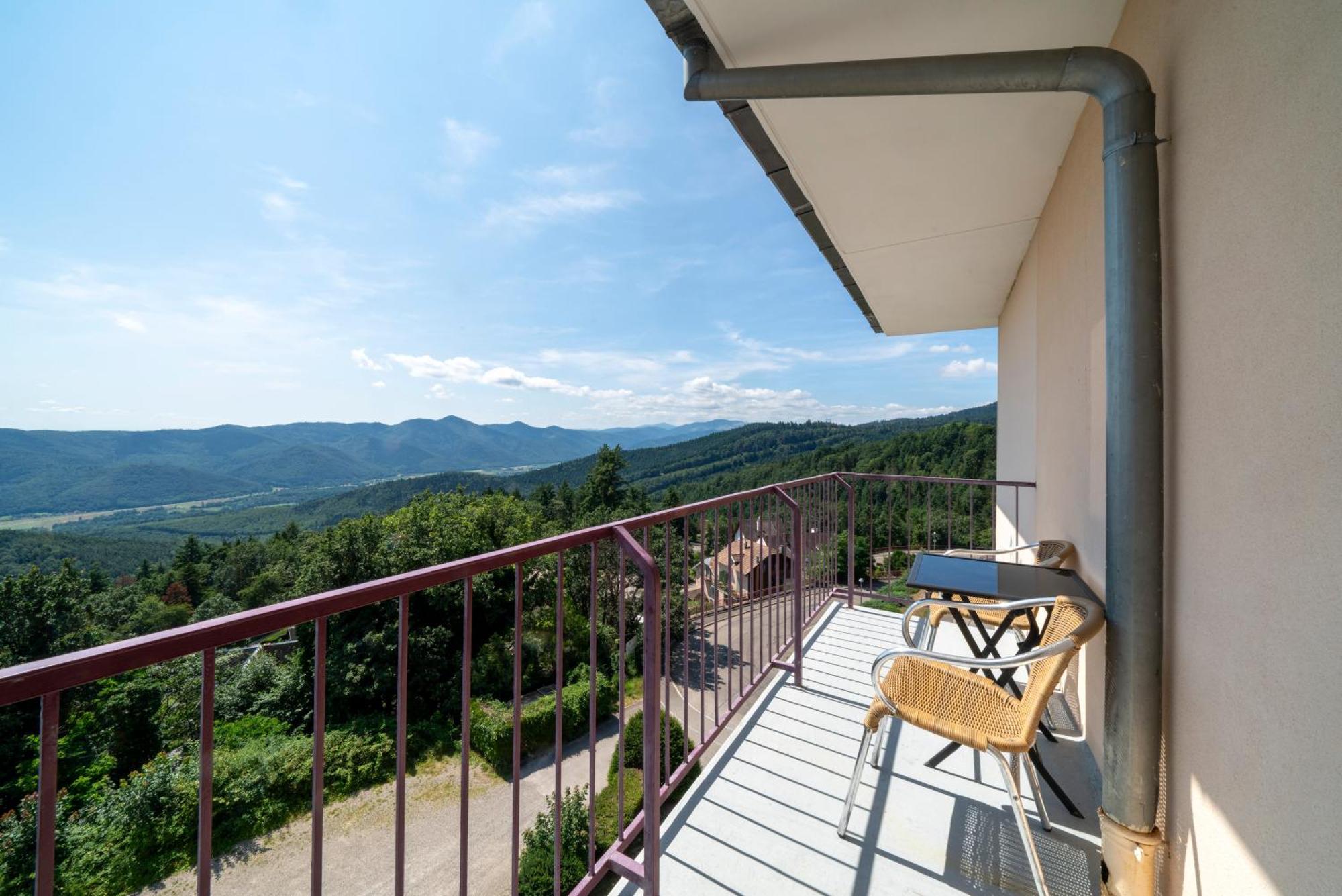 Suite Balcony,1604088581:JPEG