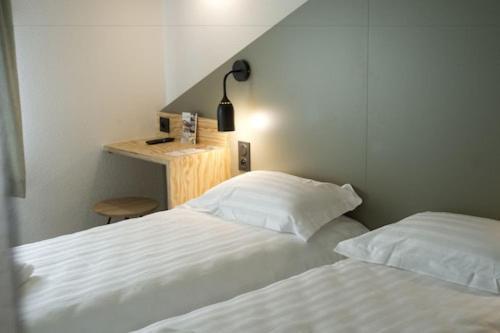 Twin Room,1606594640:JPEG