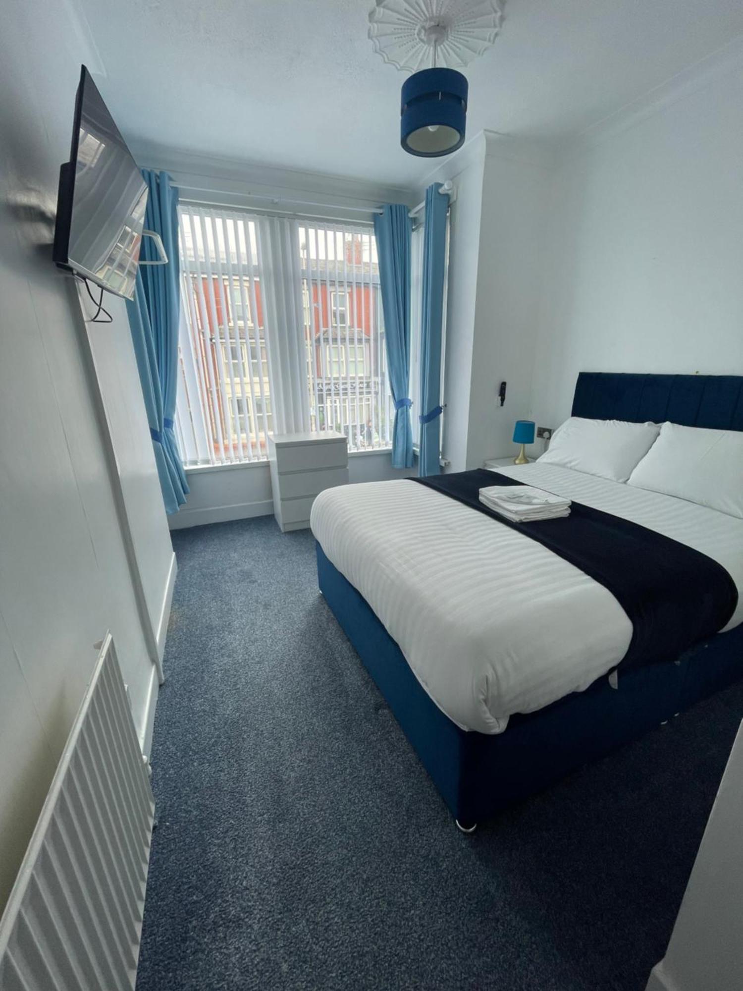 King Room,1615514802:JPEG