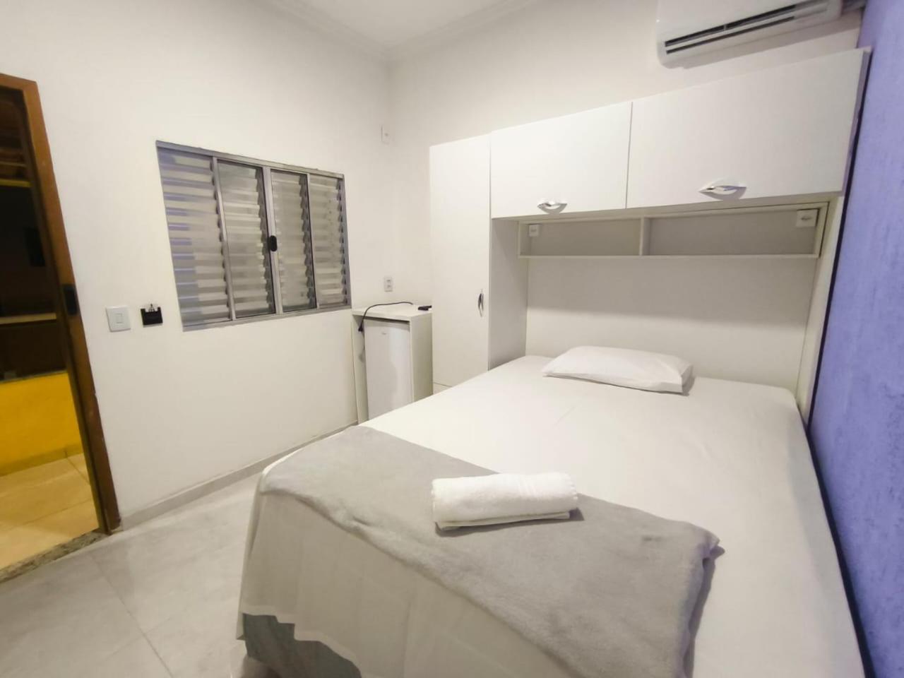Deluxe Room,1618853303:JPEG