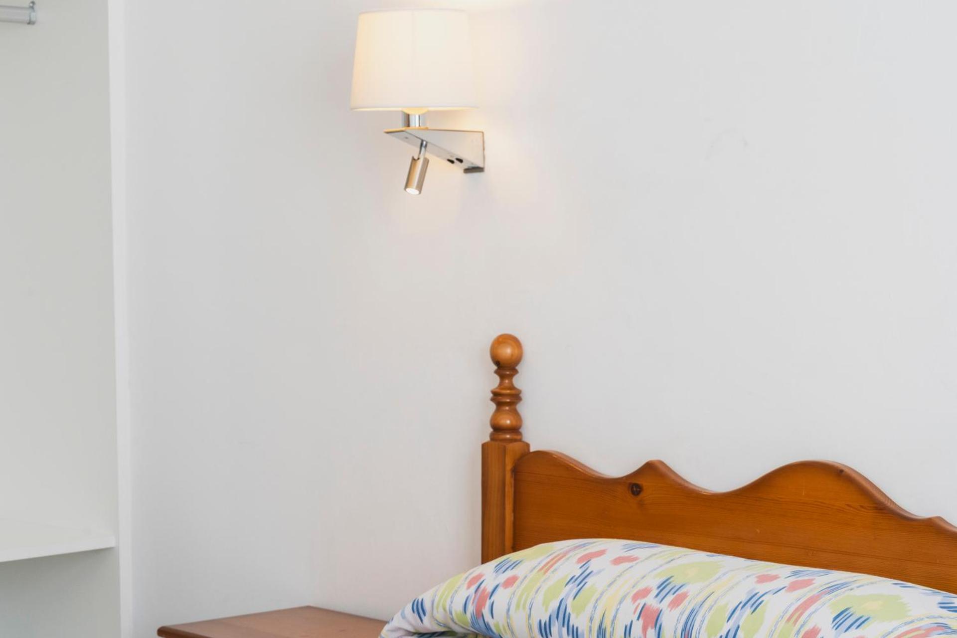 Single Room with Balcony,1619167457:JPEG