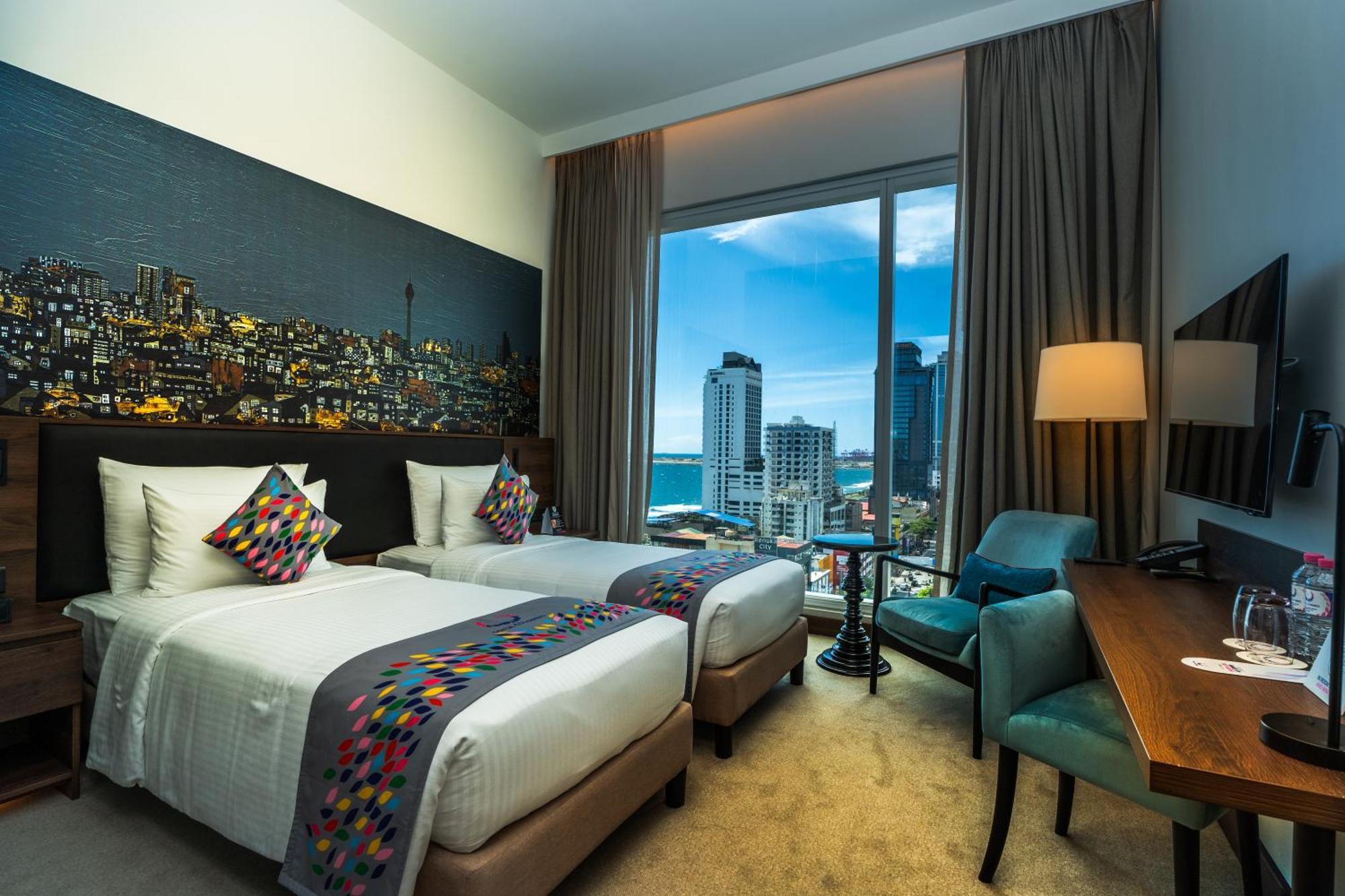 Deluxe Twin Room City View